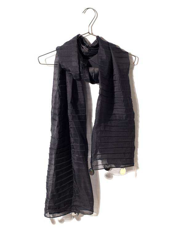 شال زنانه 2.5 متری کرپ حریر زغالی پولکی Market Scarf