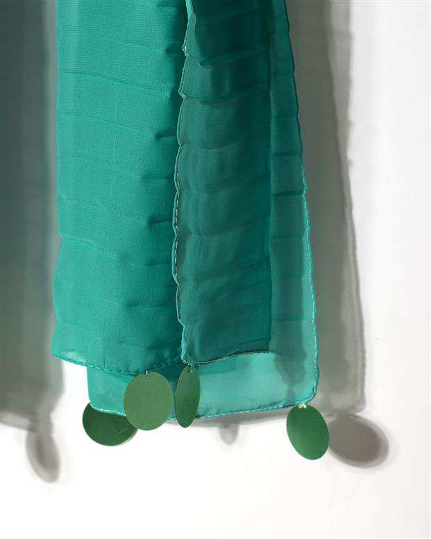 شال زنانه 2.5 متری کرپ حریر سبز پولکی Market Scarf