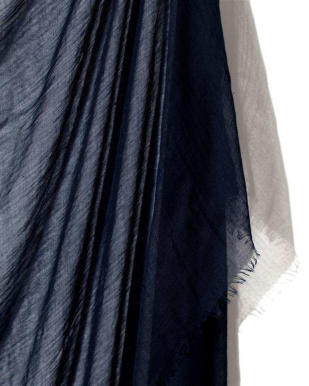 شال زنانه 2 متری سوپر نخ سرمه ای Market Scarf
