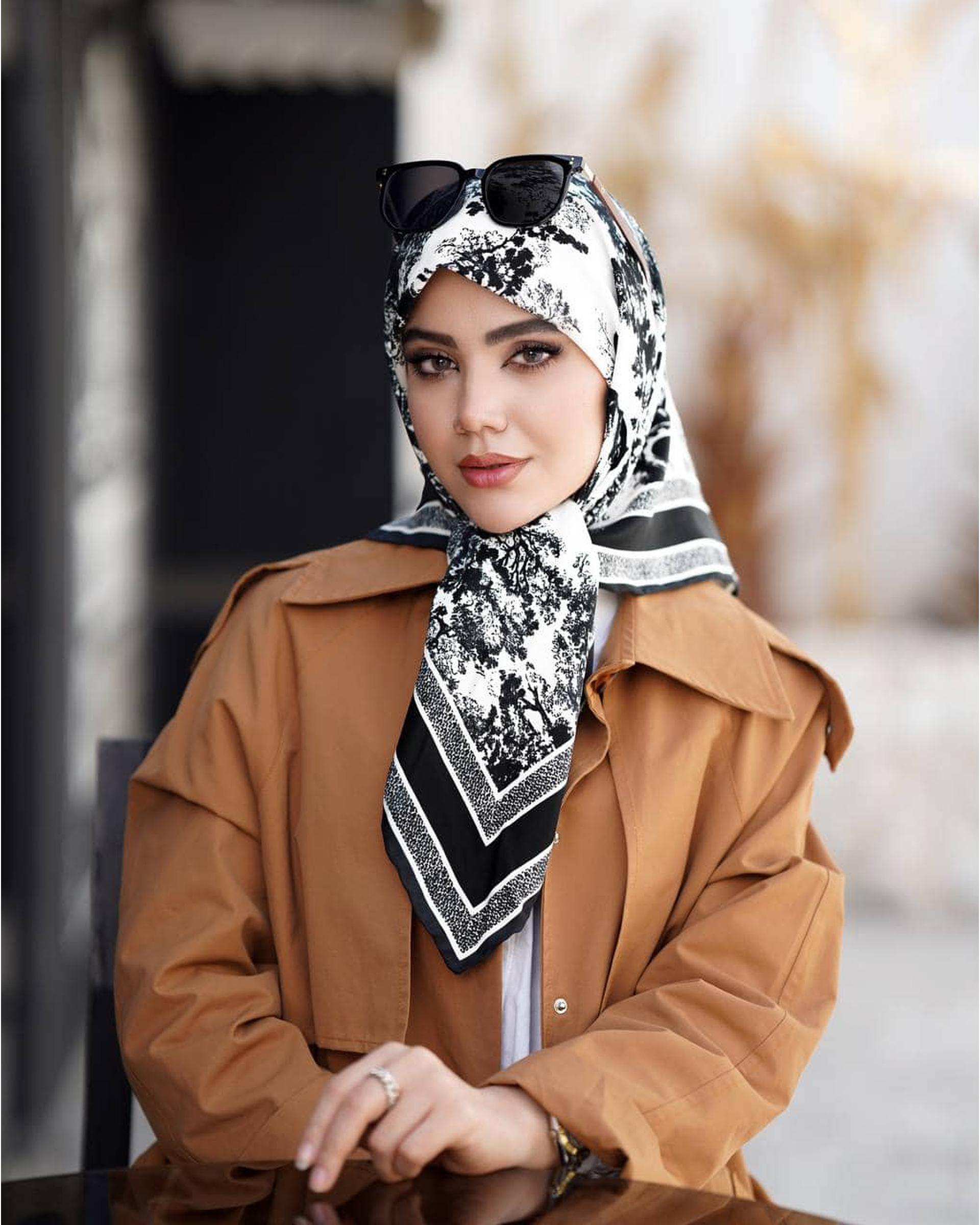 روسری زنانه ابریشم تویل سفید مشکی دست دوز جی دو GIDO کد 01074