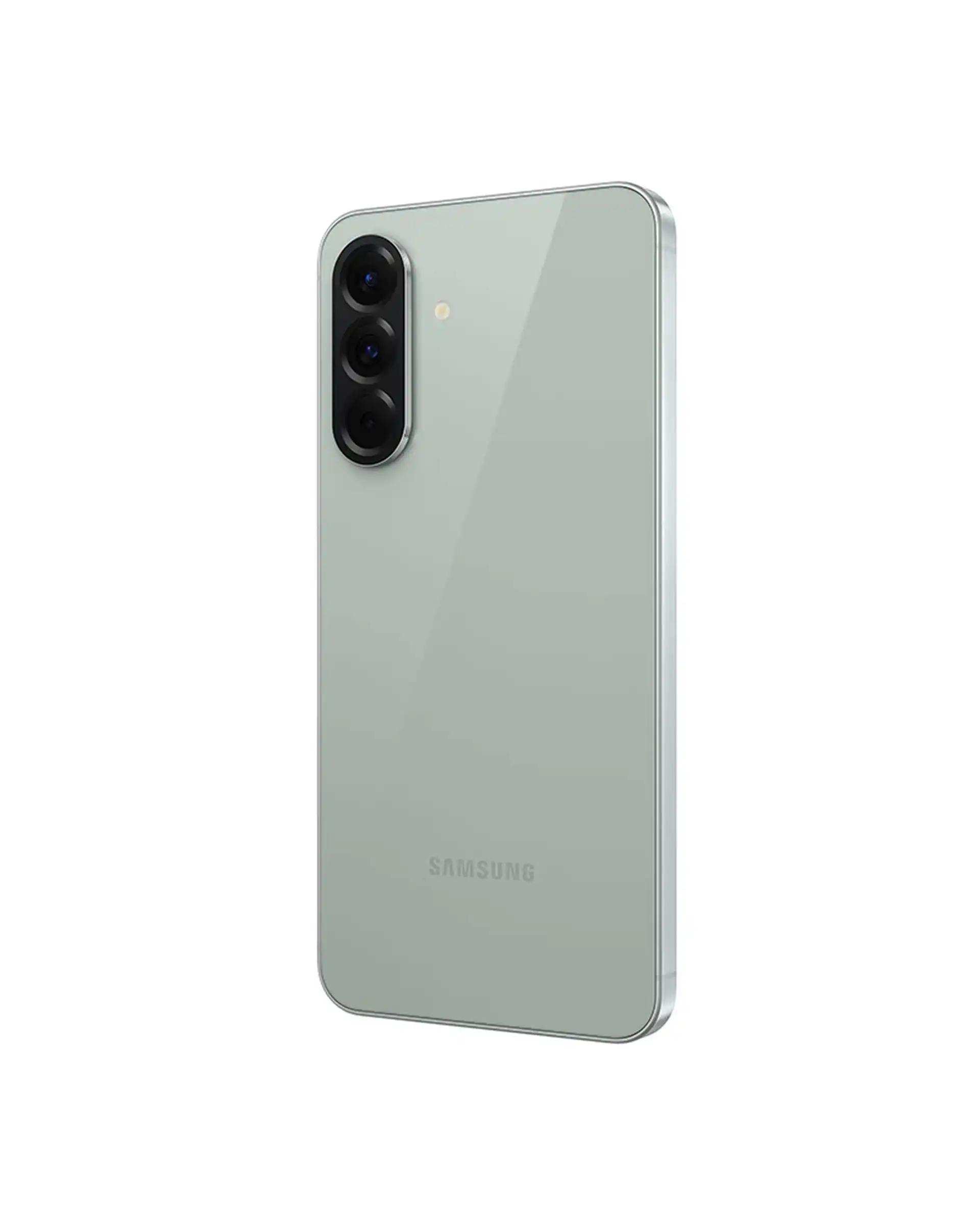 گوشی موبایل سامسونگ مدل Galaxy A56 دو سیم کارت ظرفیت 256 گیگابایت رم 8 گیگابایت سبز ویتنام