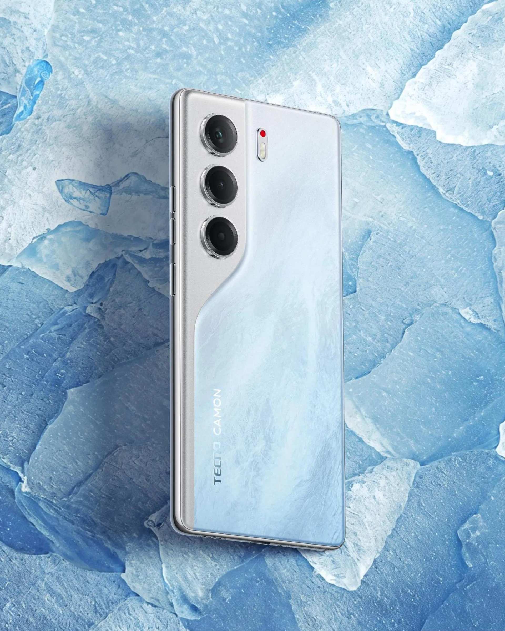 گوشی موبایل تکنو Camon 40 دو سیم کارت ظرفیت 256 گیگابایت و رم 8 گیگابایت- سفید