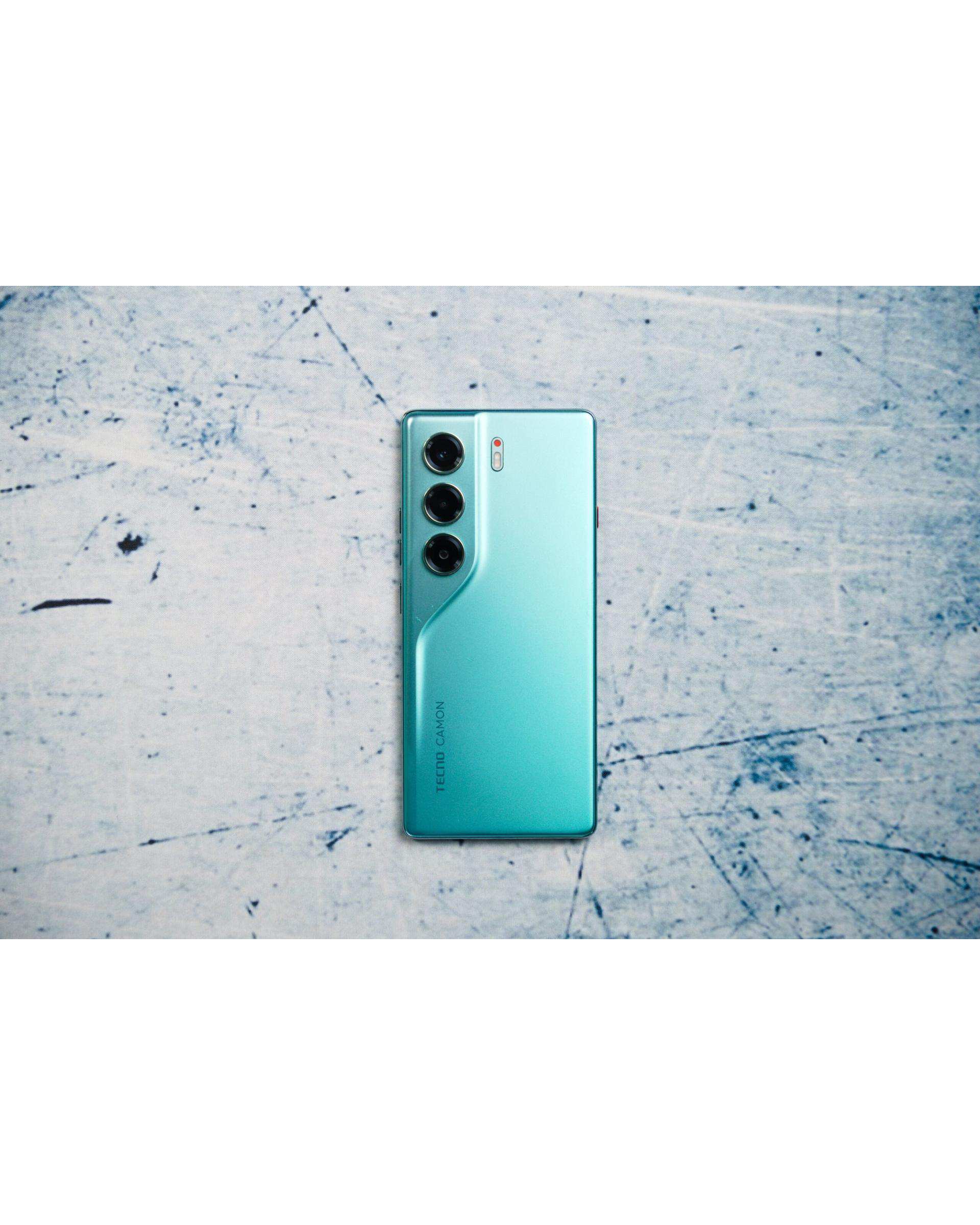 گوشی موبایل تکنو Camon 40 دو سیم کارت ظرفیت 256 گیگابایت و رم 8 گیگابایت- سبز