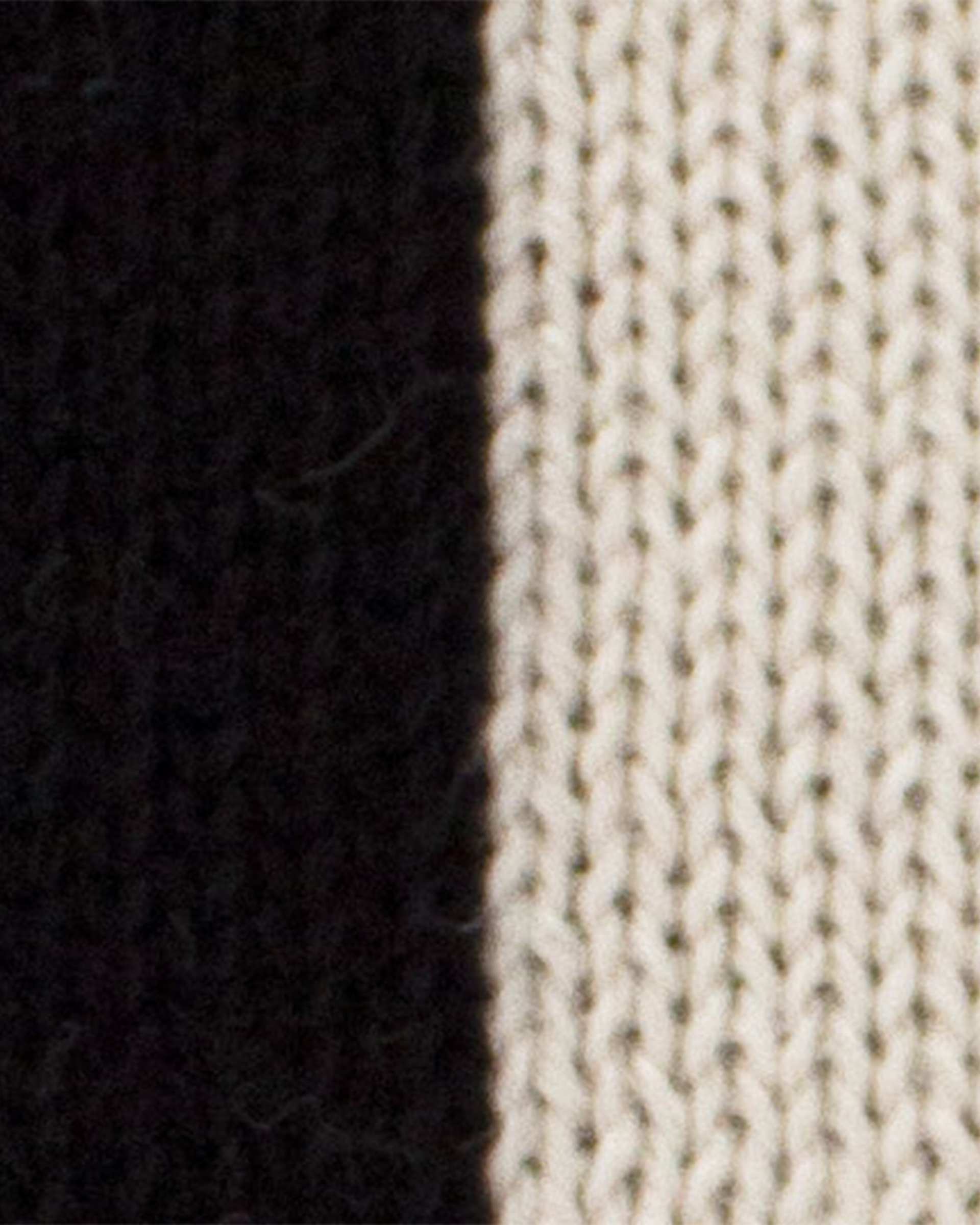 کلاه بافت گردنی مشکی کرم تارتن Tartan طرح تارتن