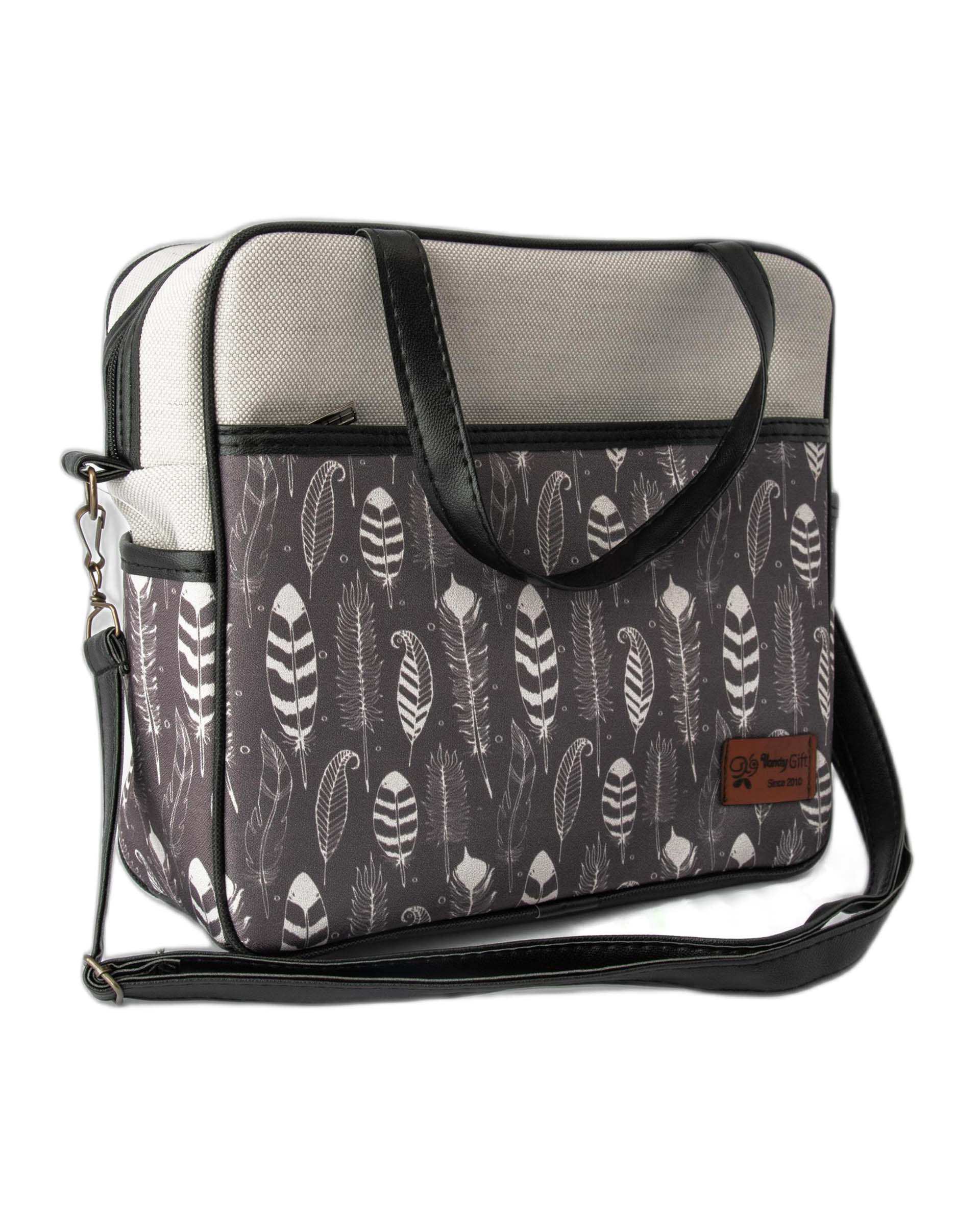 کیف زنانه دستی طوسی وندی Vandi مدل گیسوب طرح پر