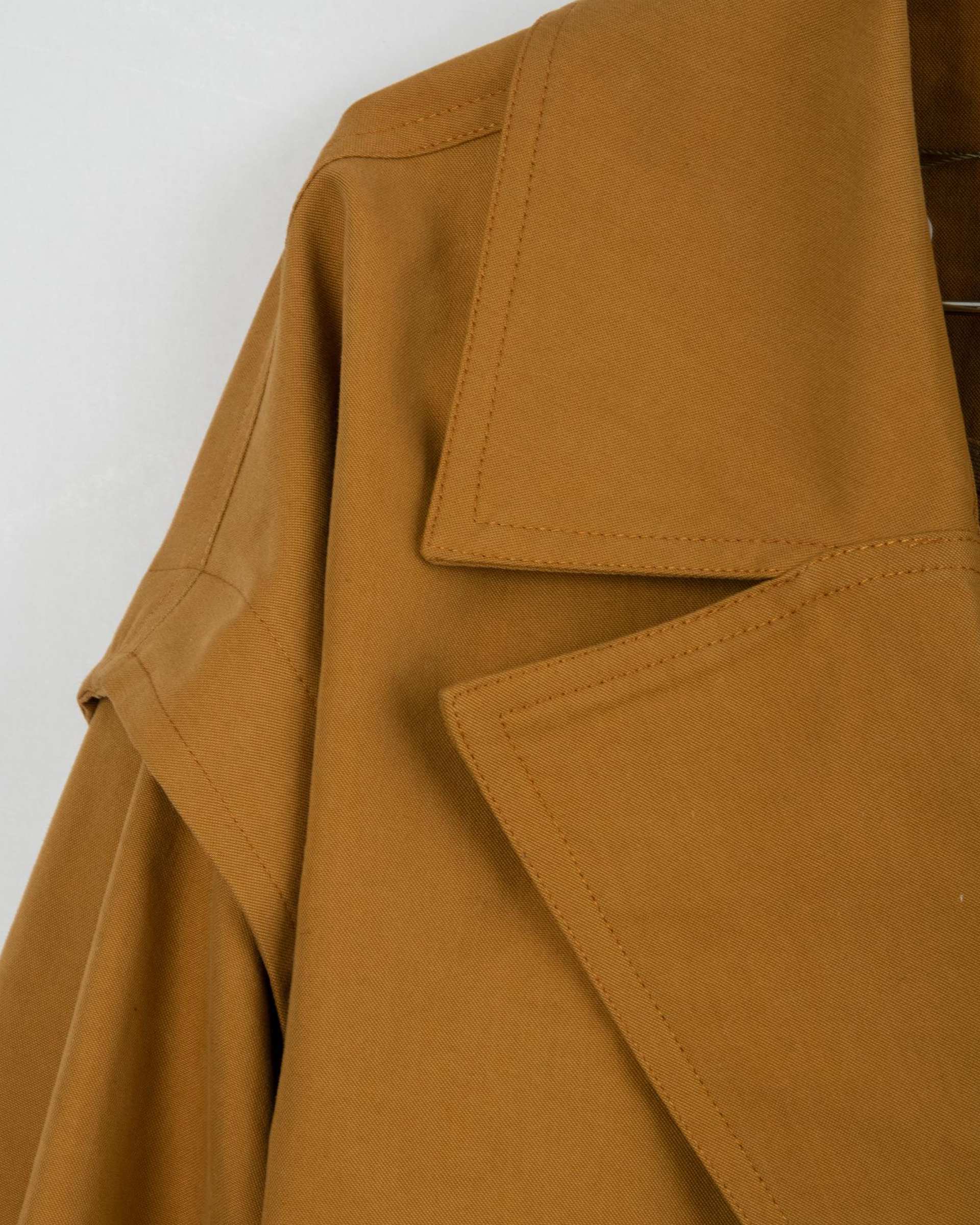 ست کت و شلوار زنانه کراپ کتان خردلی مینوس Miinoos مدل آنجل