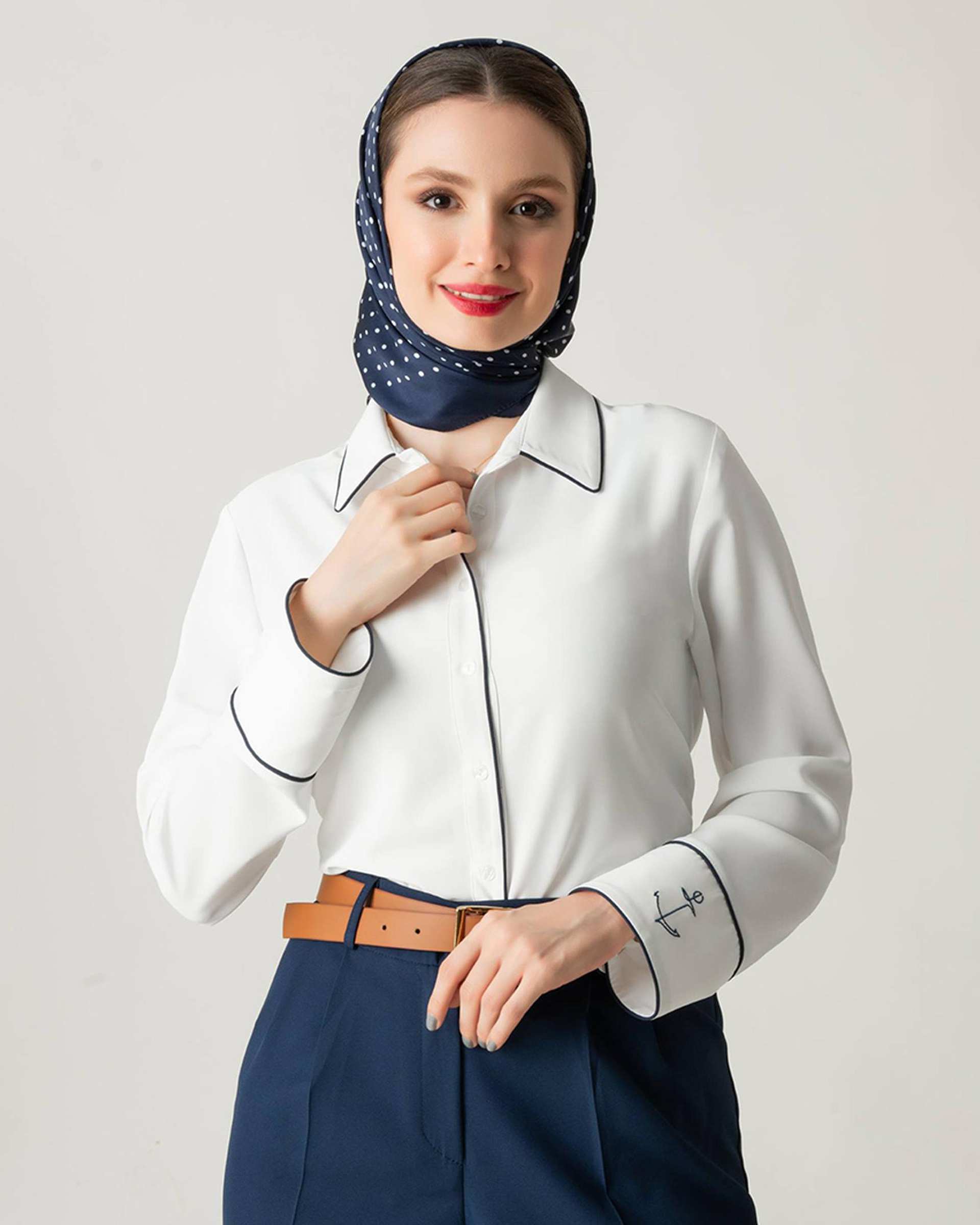 شومیز زنانه سفید تولیکا Tulika کد 32955