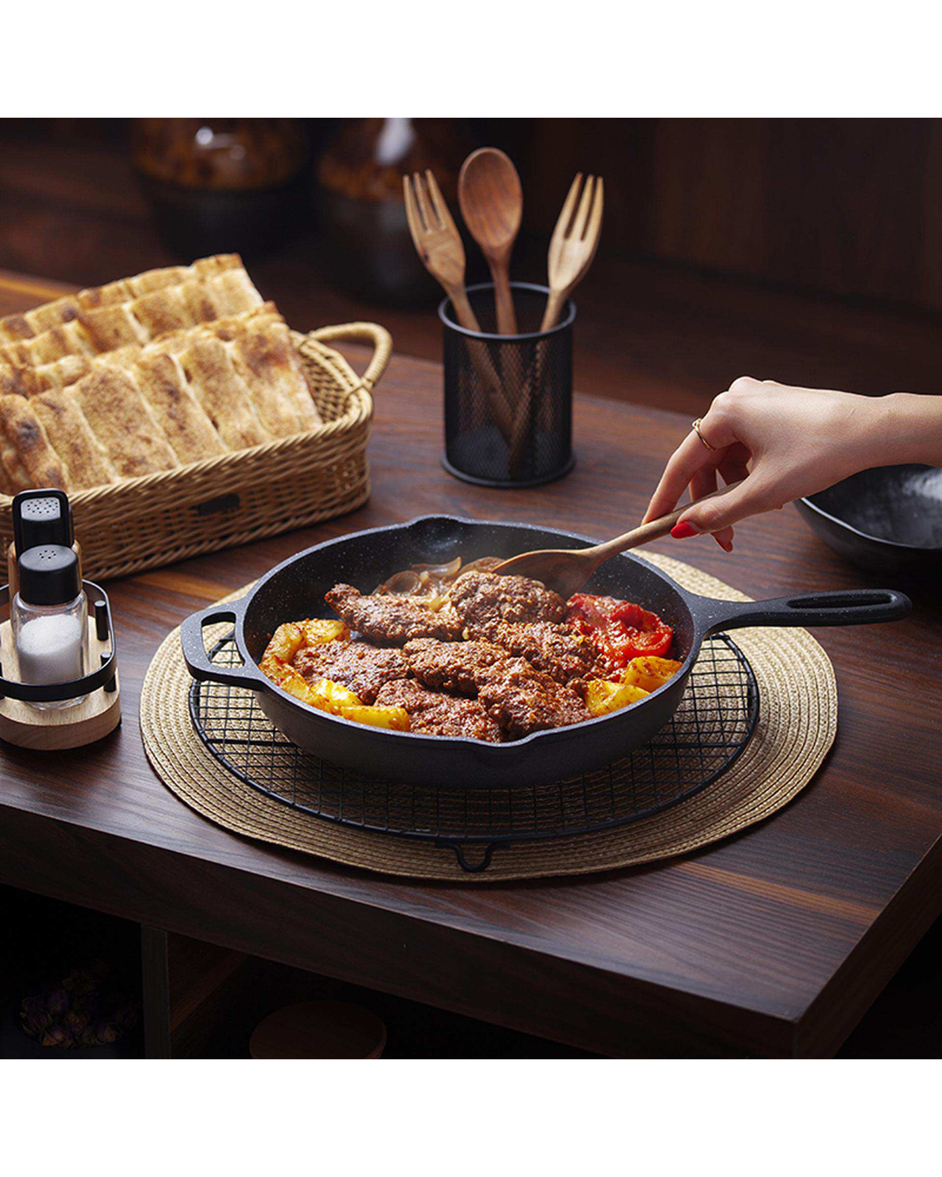 تابه چدن تک دسته نالینو Nalino مدل Enzo سایز 24 سانتی متر