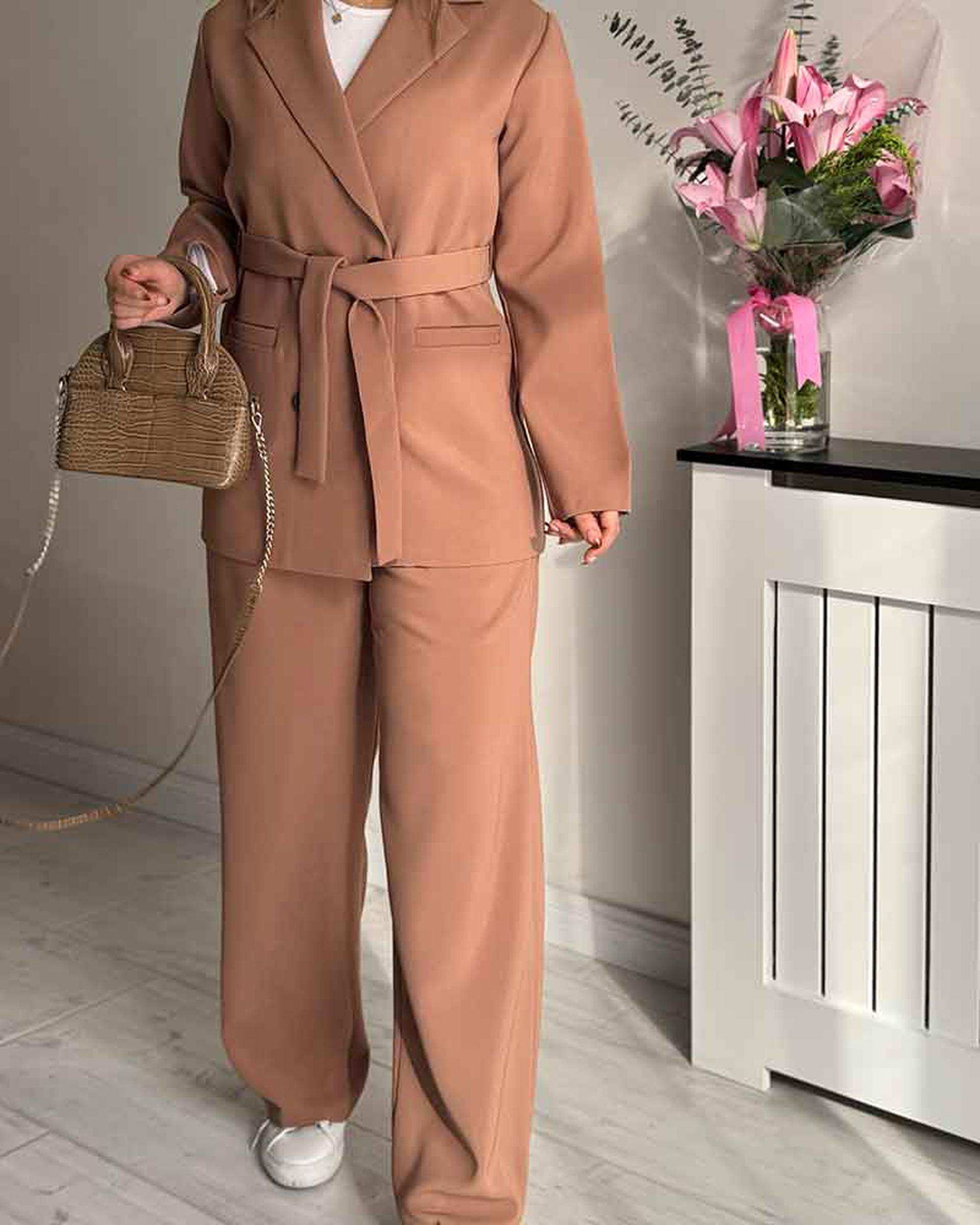 کت زنانه نسکافه ای نگار ندایی Negar Nedaei مدل Royal