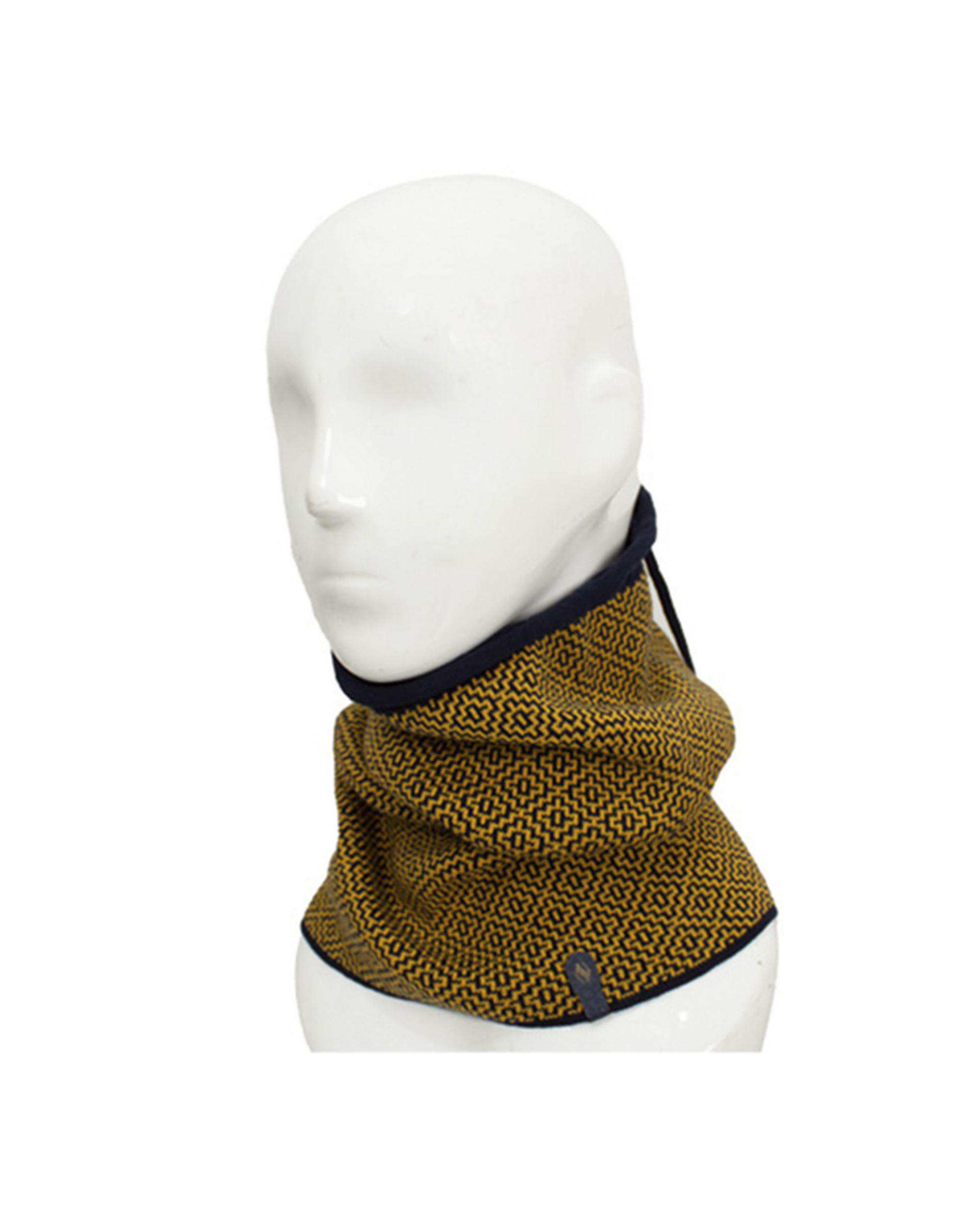 کلاه بافت سرمه ای زرد تارتن Tartan مدل هندسی کد 104000118