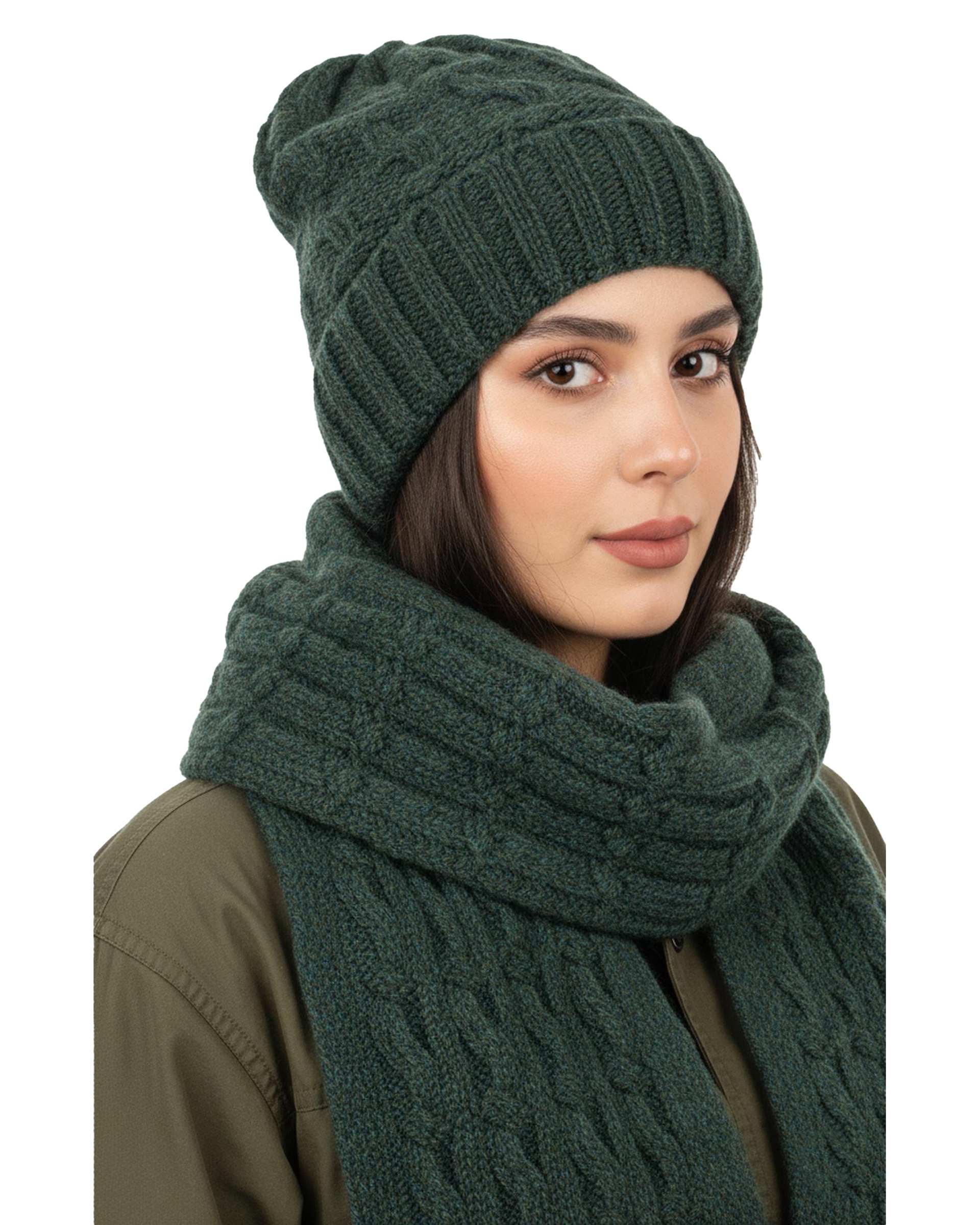 ست کلاه و شال گردن بافت سبز تارتن Tartan مدل لیس مارپیچ کد 212000606