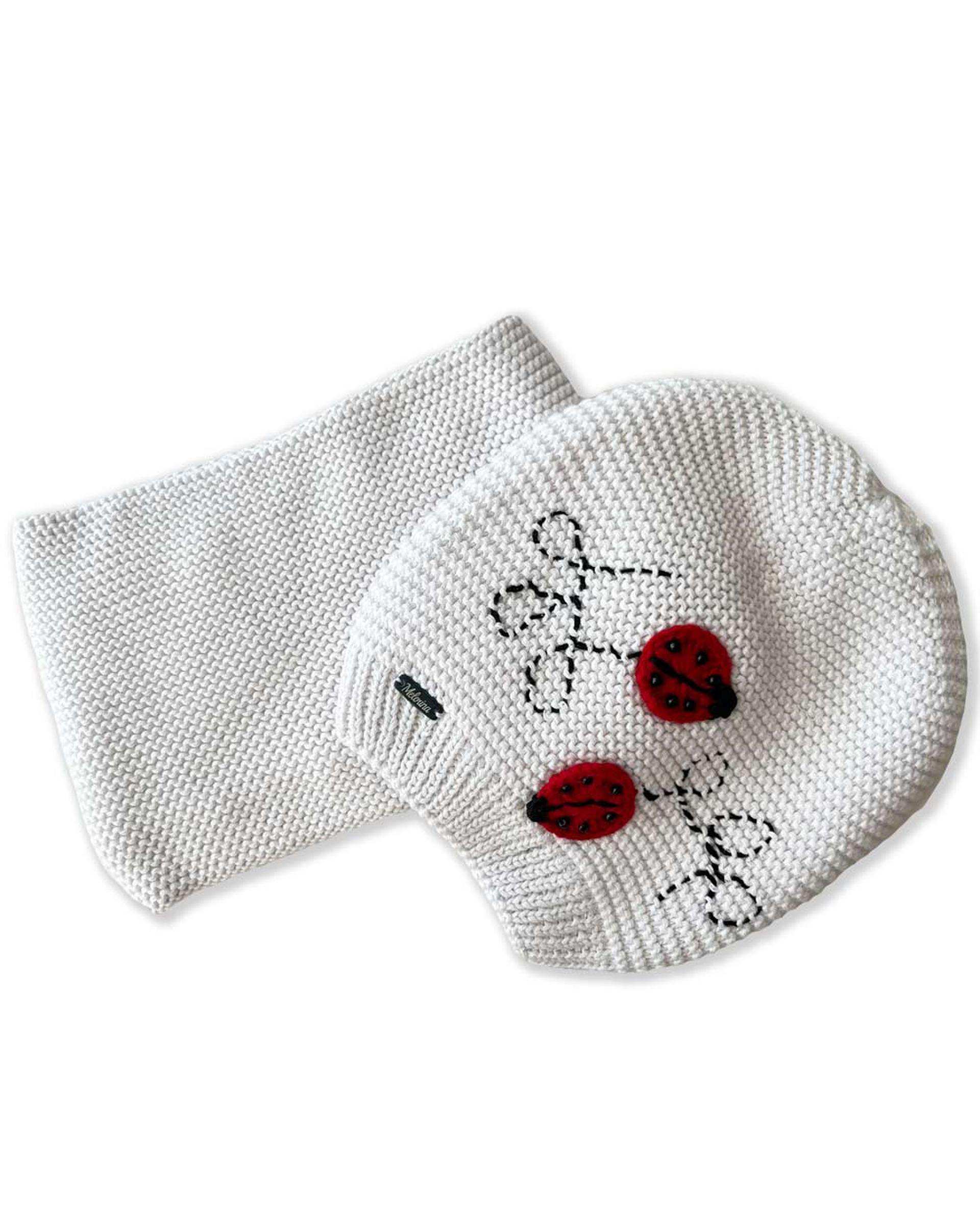 ست کلاه و شال گردن دخترانه سفید ملورینا Melorina طرح کفشدوزک کد 9110