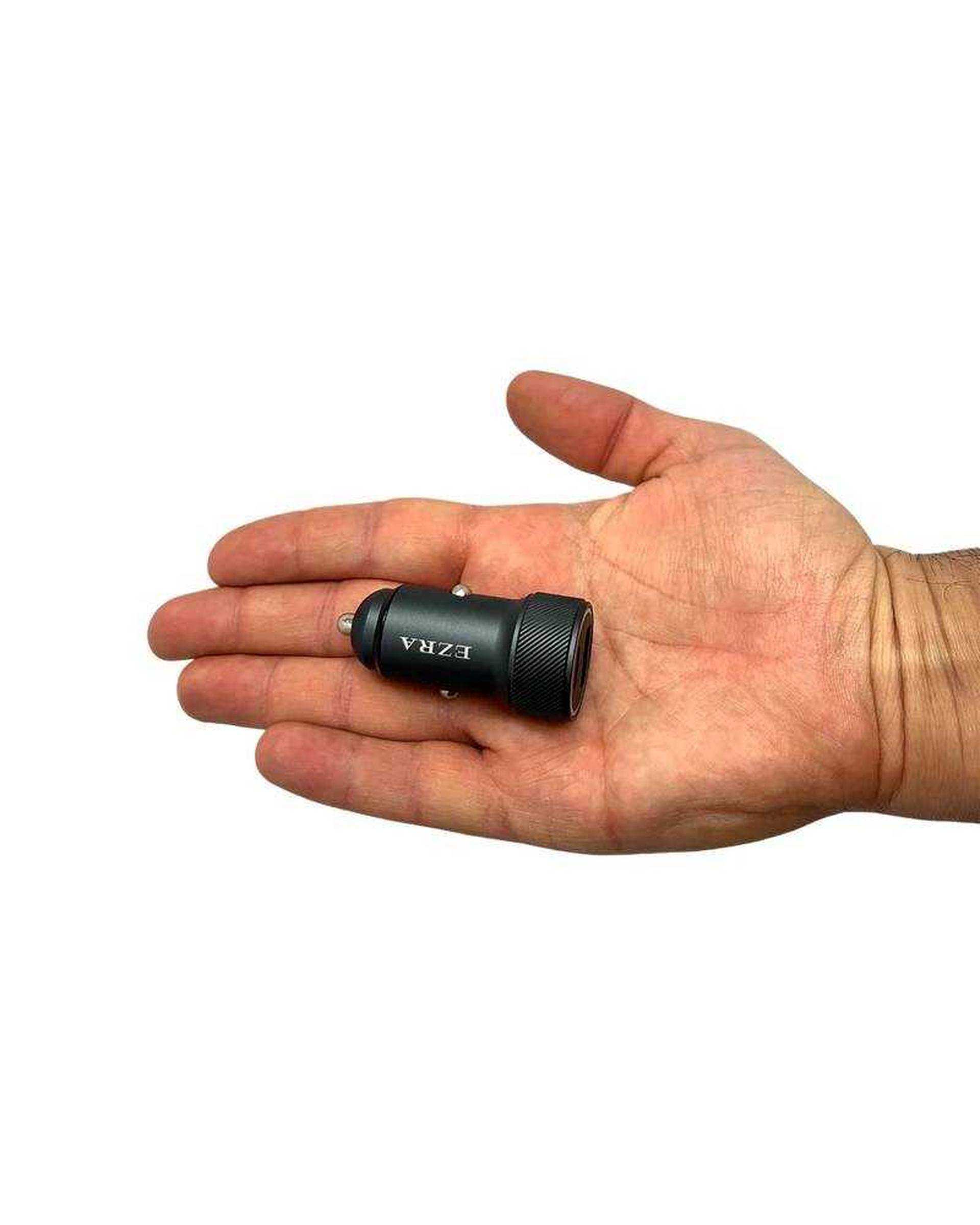 شارژر فندکی مشکی آزرا EZRA مدل CR69