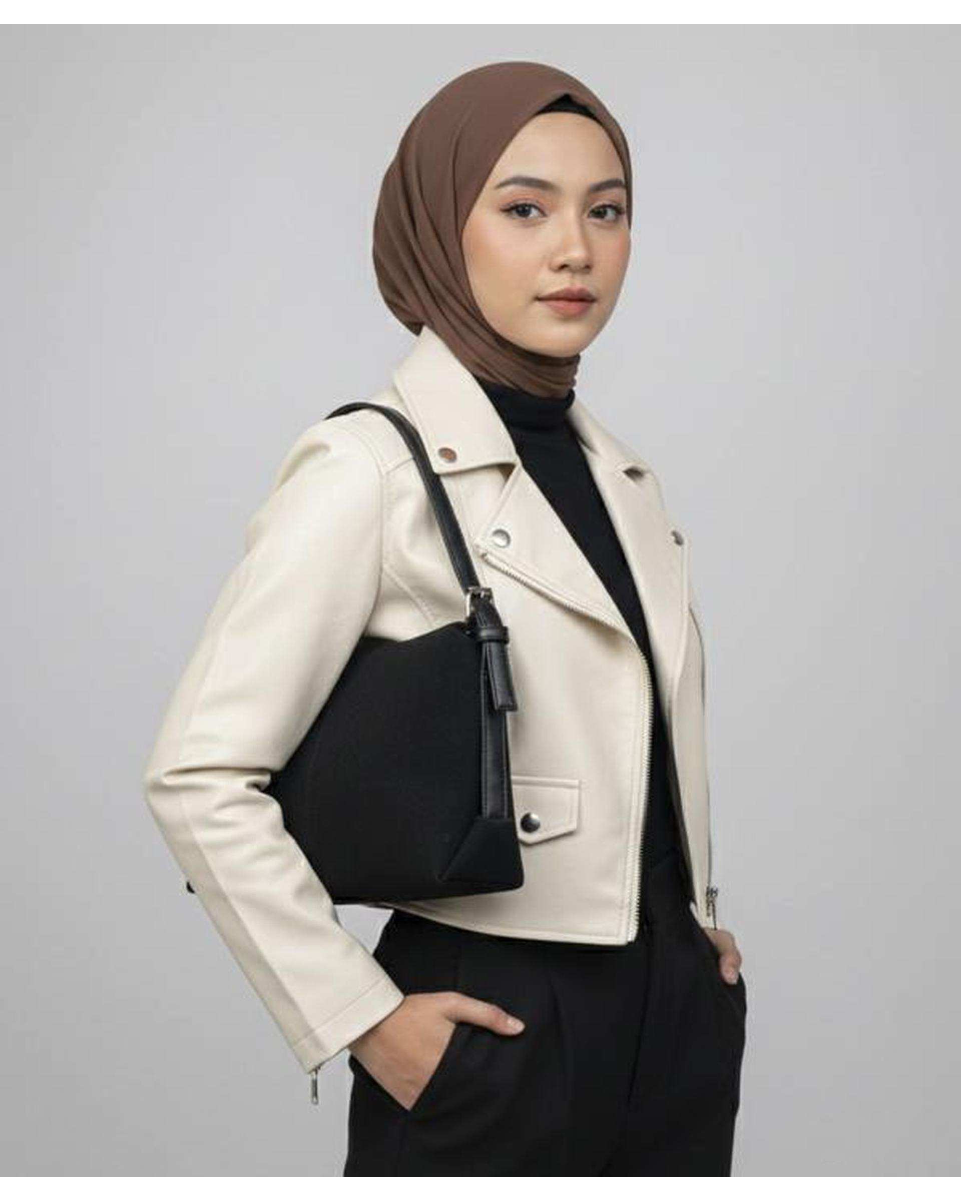 کیف دوشی زنانه مشکی بیسراک Bisrak مدل SL-119262