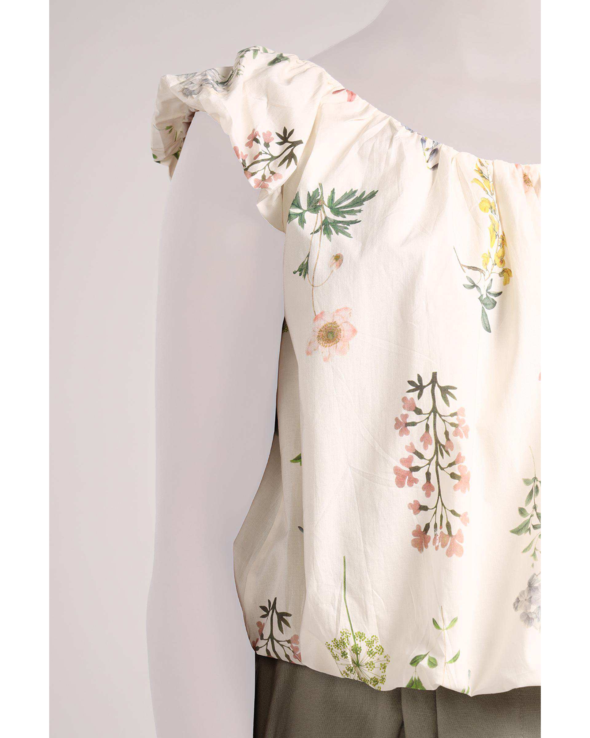 بلوز زنانه کرم سارک Sarak مدل 5086