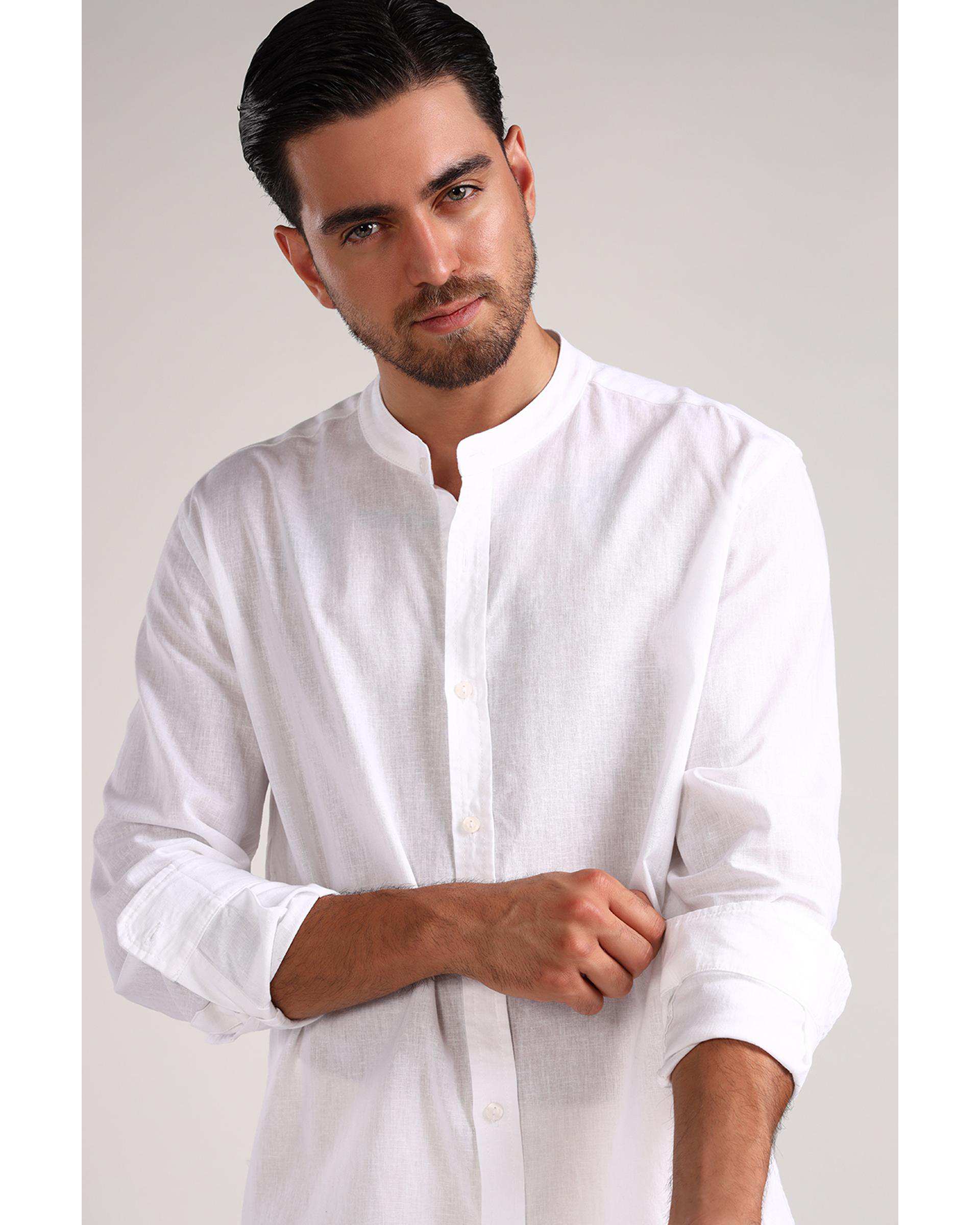 پیراهن مردانه یقه ایستاده سفید سارک Sarak مدل 4735