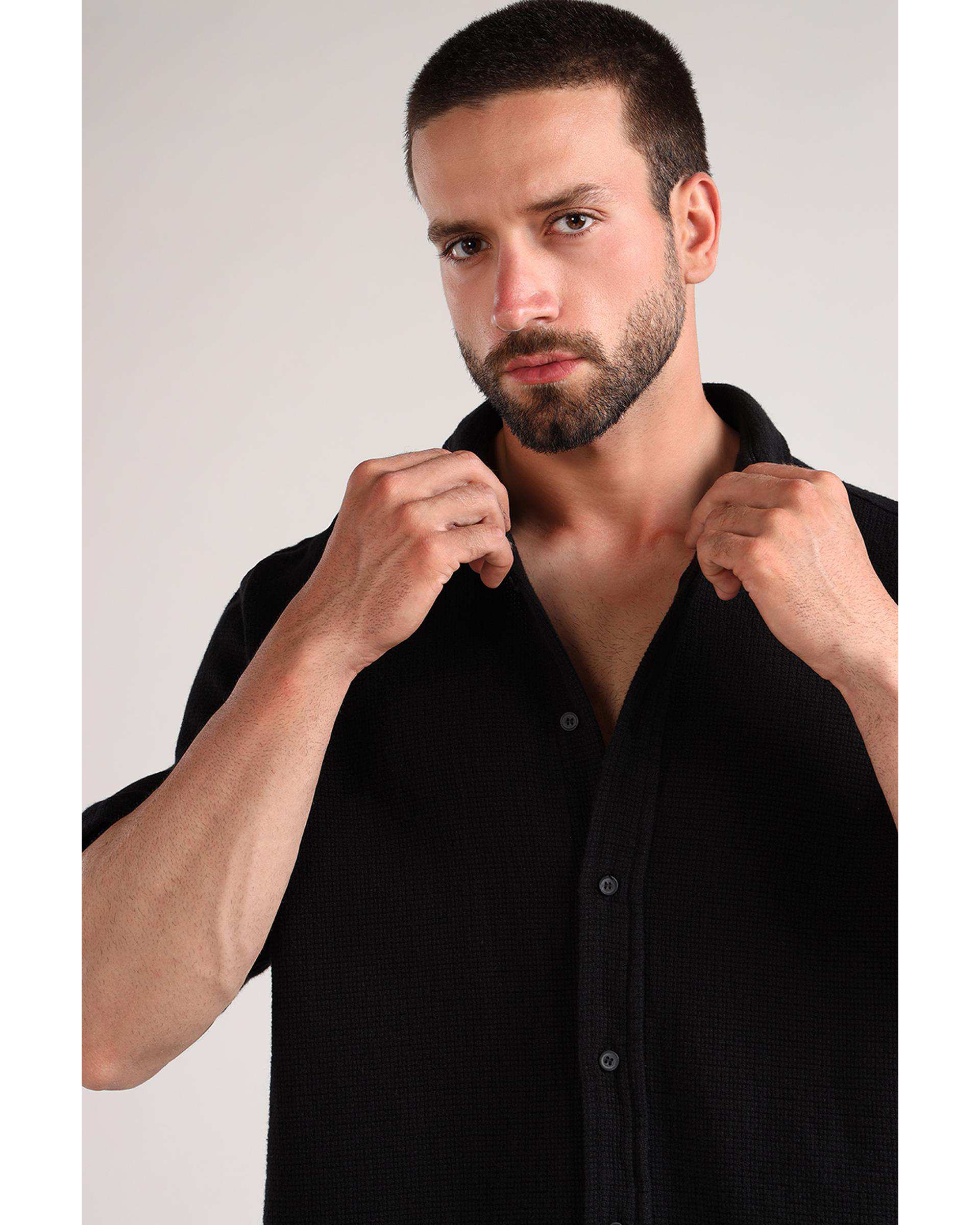 پیراهن مردانه آستین کوتاه مشکی سارک Sarak مدل 4702