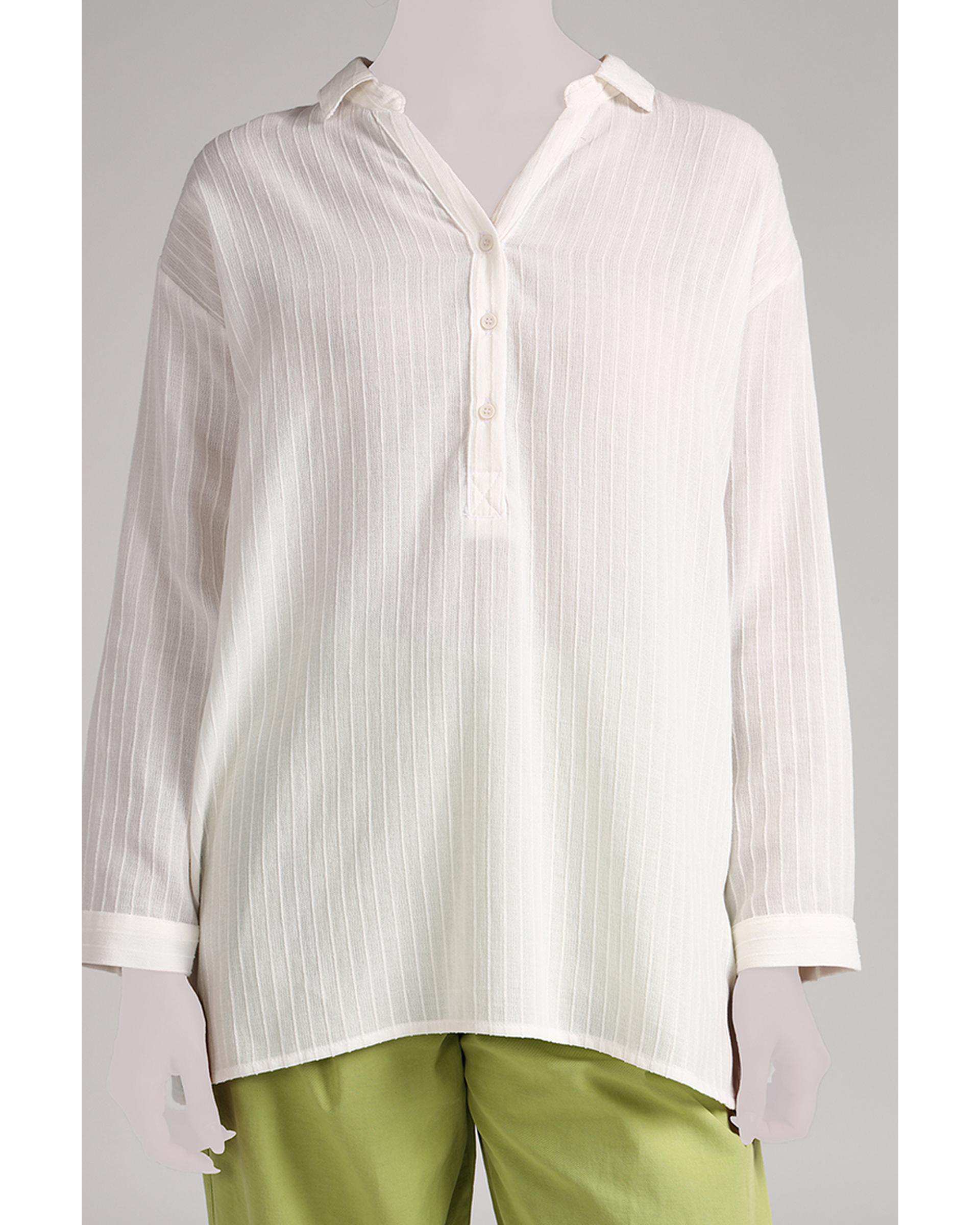 بلوز زنانه سه دکمه سفید سارک Sarak مدل 4322