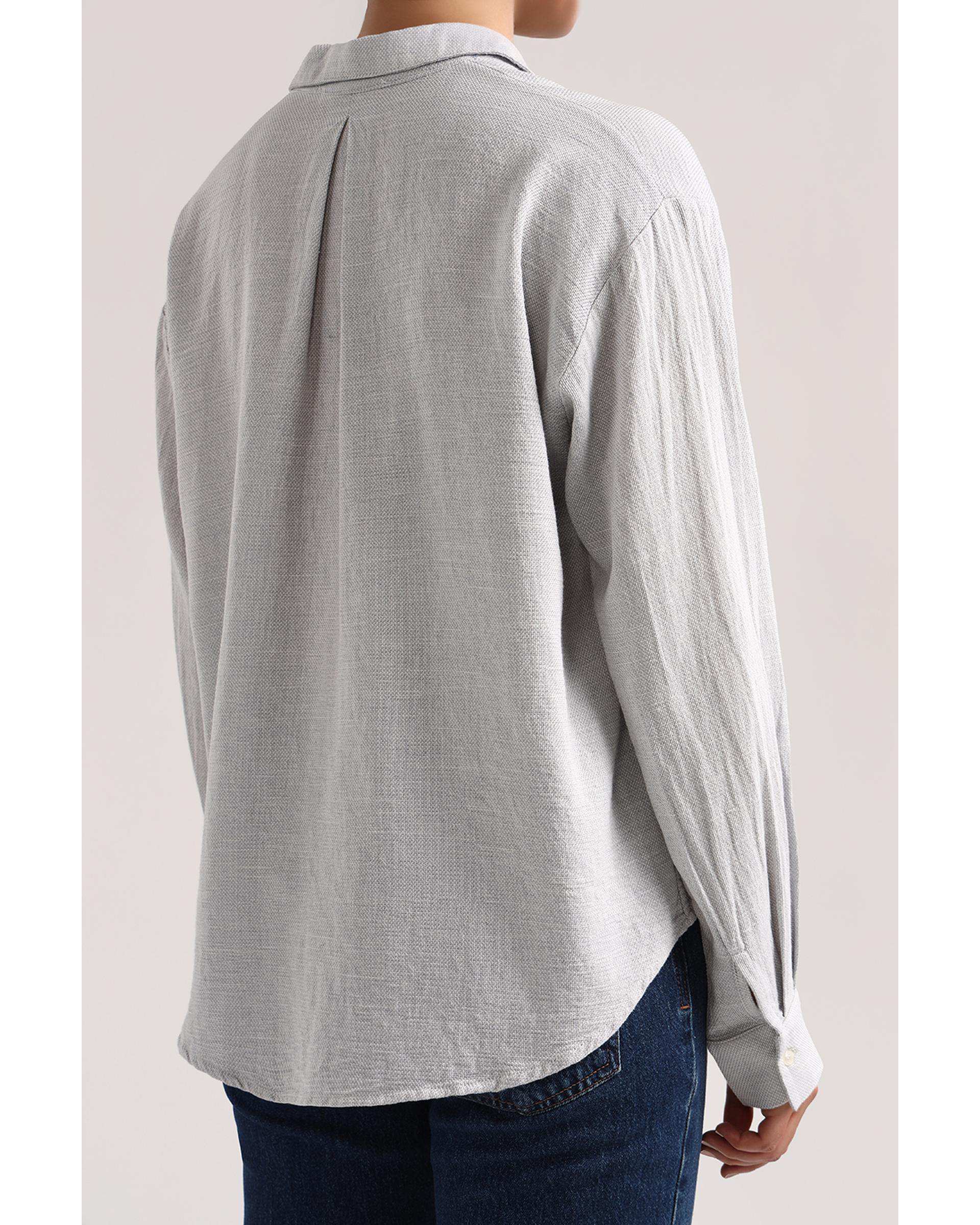 شومیز زنانه پشت پیلی دار آبی طوسی سارک Sarak مدل 4612