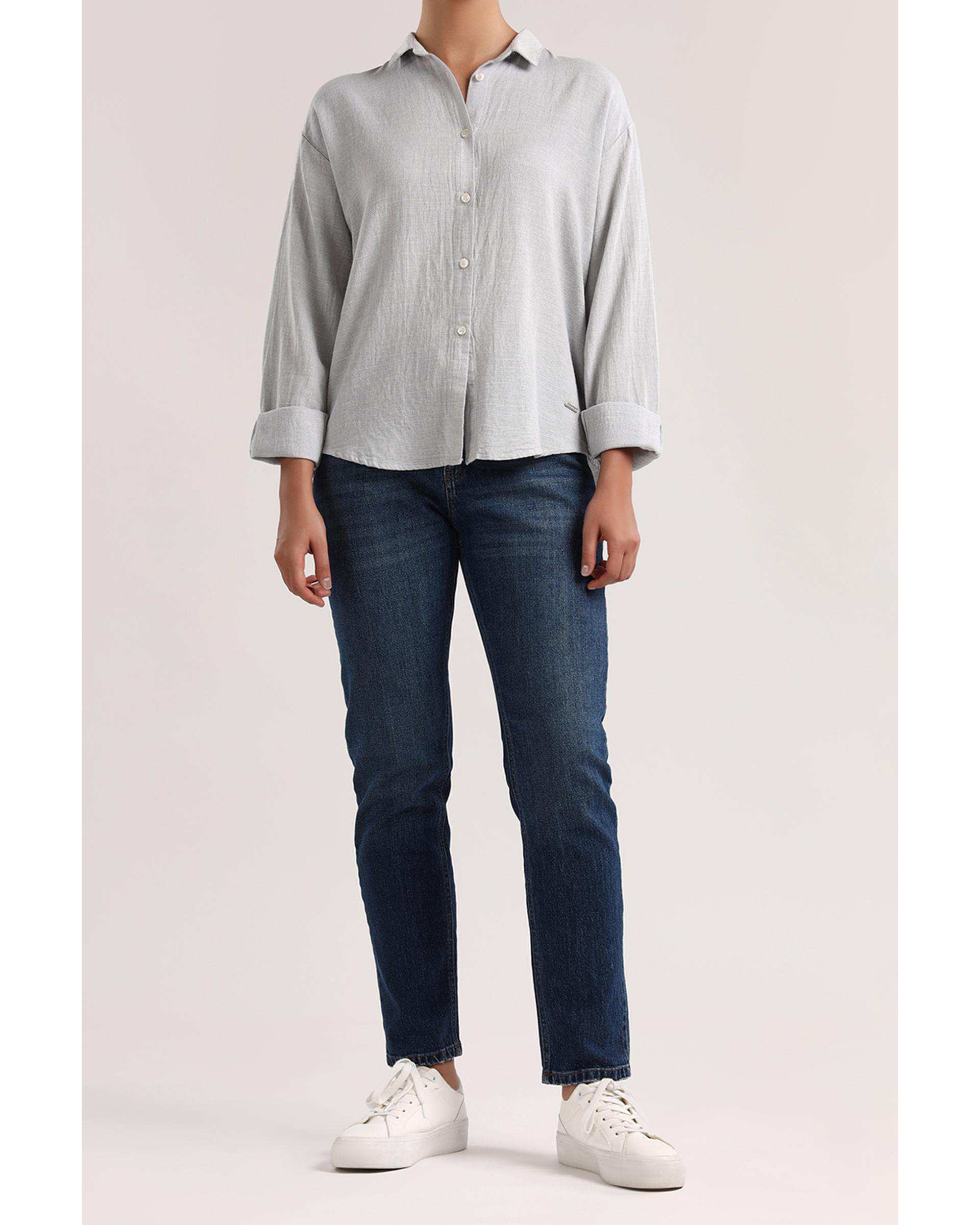 شومیز زنانه پشت پیلی دار آبی طوسی سارک Sarak مدل 4612