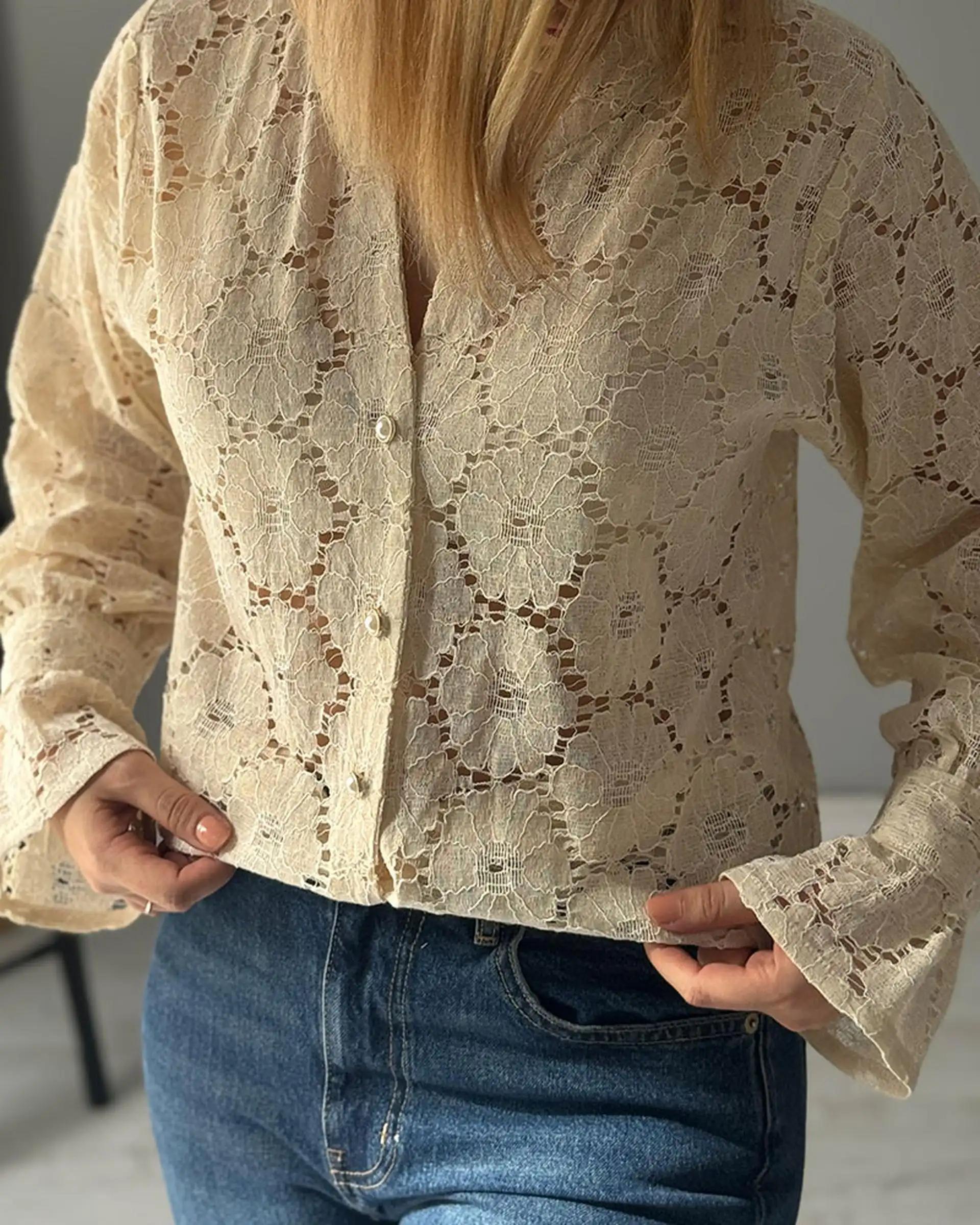 شومیز زنانه کرم آماهی Amahi مدل wish کد AA8002