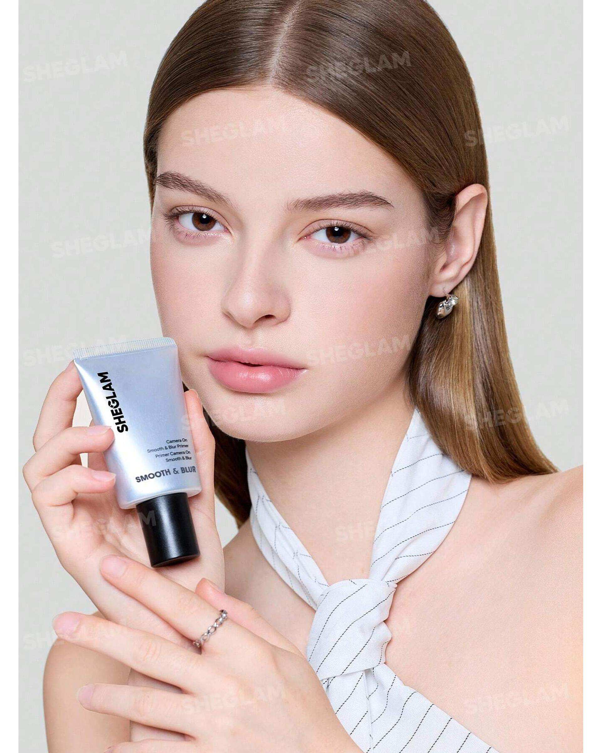 پرایمر صاف کننده پوست شیگلم Sheglam مدل Smooth & Blur حجم 30 میلی لیتر