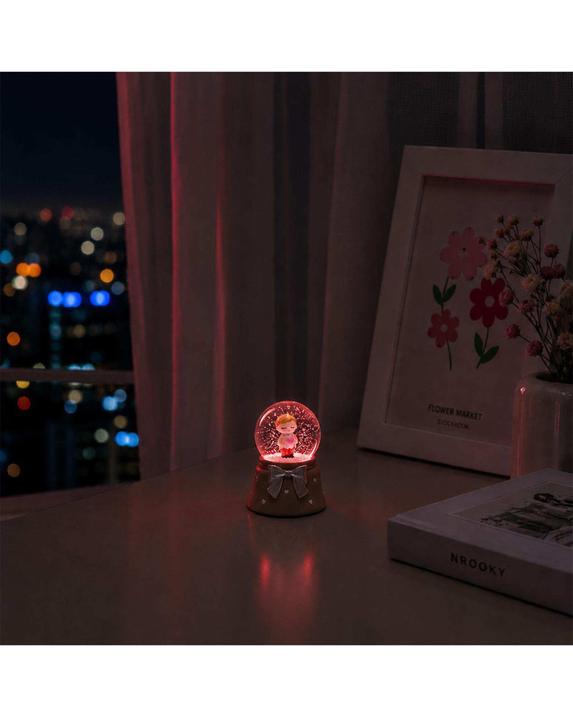 گوی چراغ دار نسکافه ای مدل پسر عاشق