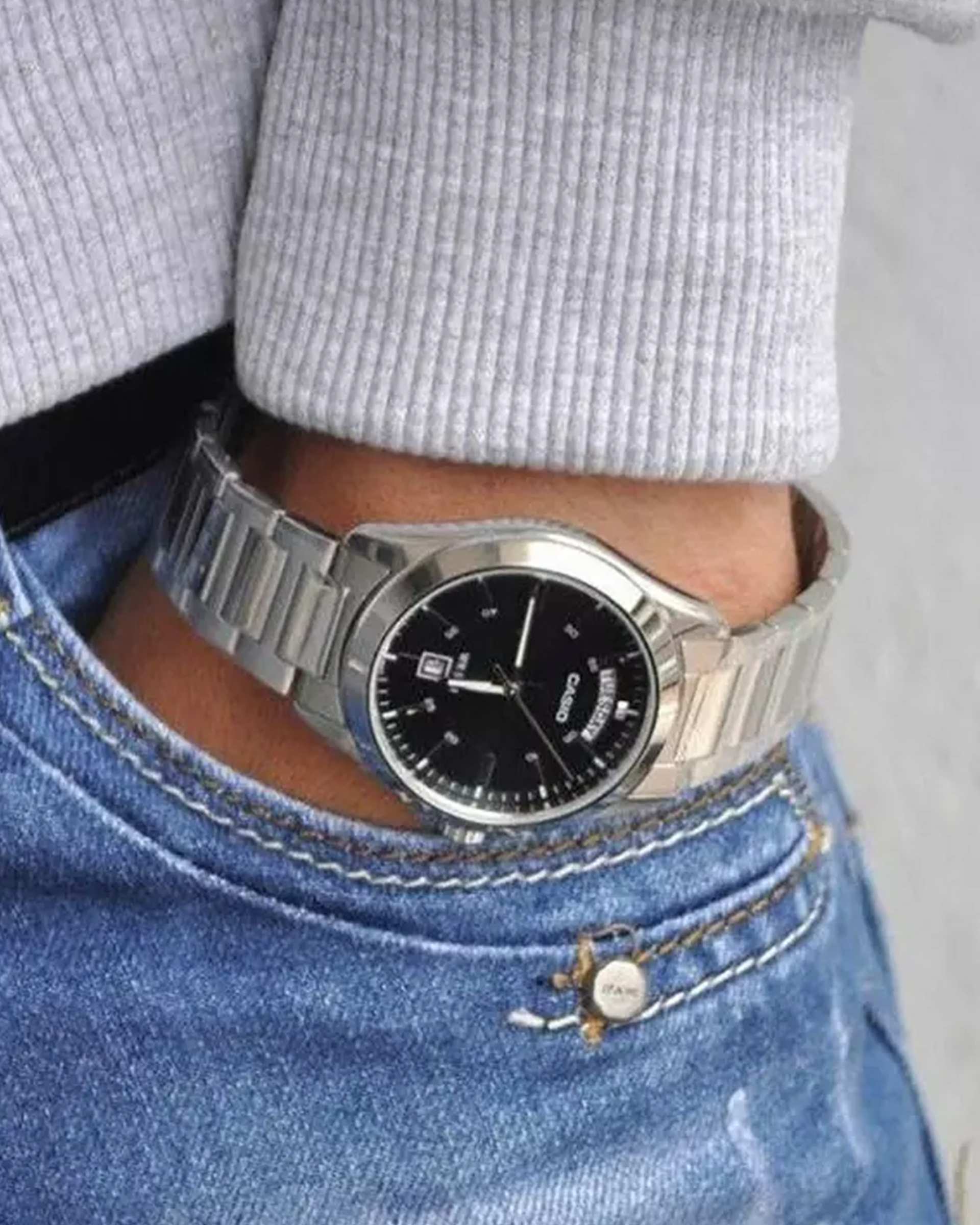 ساعت مچی زنانه دیجیتال کاسیو Casio مدل LA680WA-7D