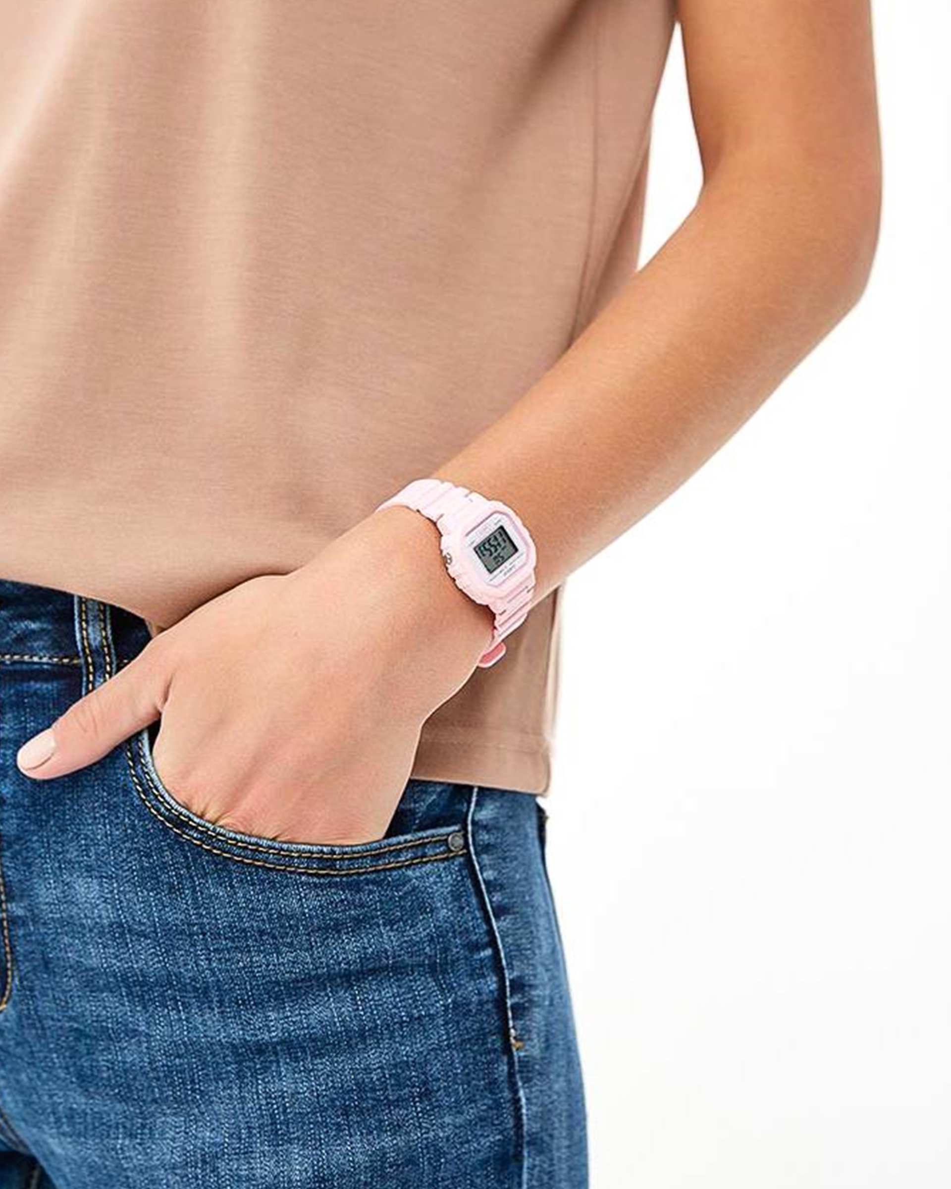 ساعت مچی زنانه دیجیتال کاسیو Casio مدل LA-20WH-4A1D