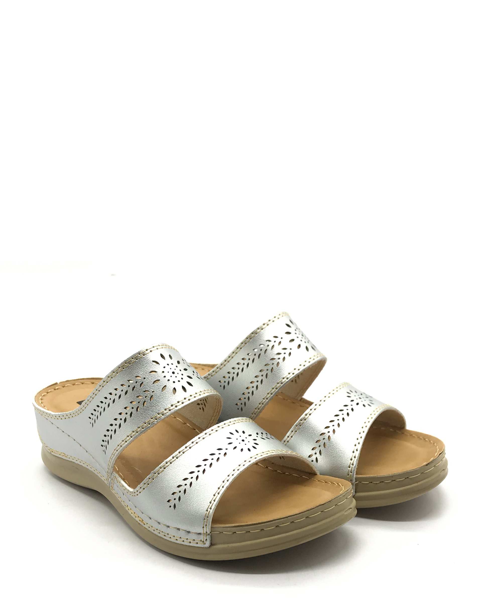 دمپایی زنانه دیور نقره ای پاما Pama مدل HZDOR