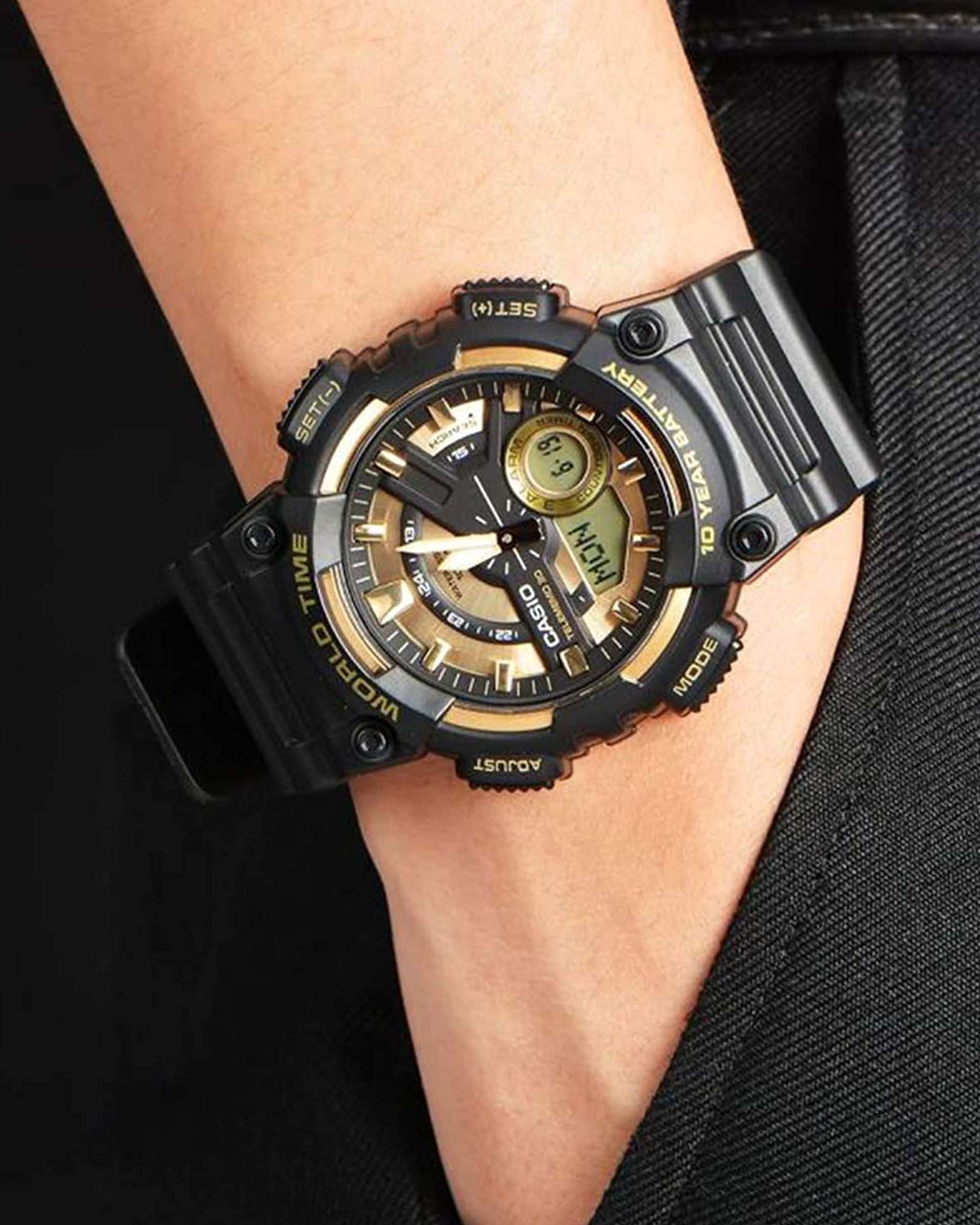 ساعت مچی مردانه عقربه ای و دیجیتال کاسیو Casio مدل AEQ-110BW-9A