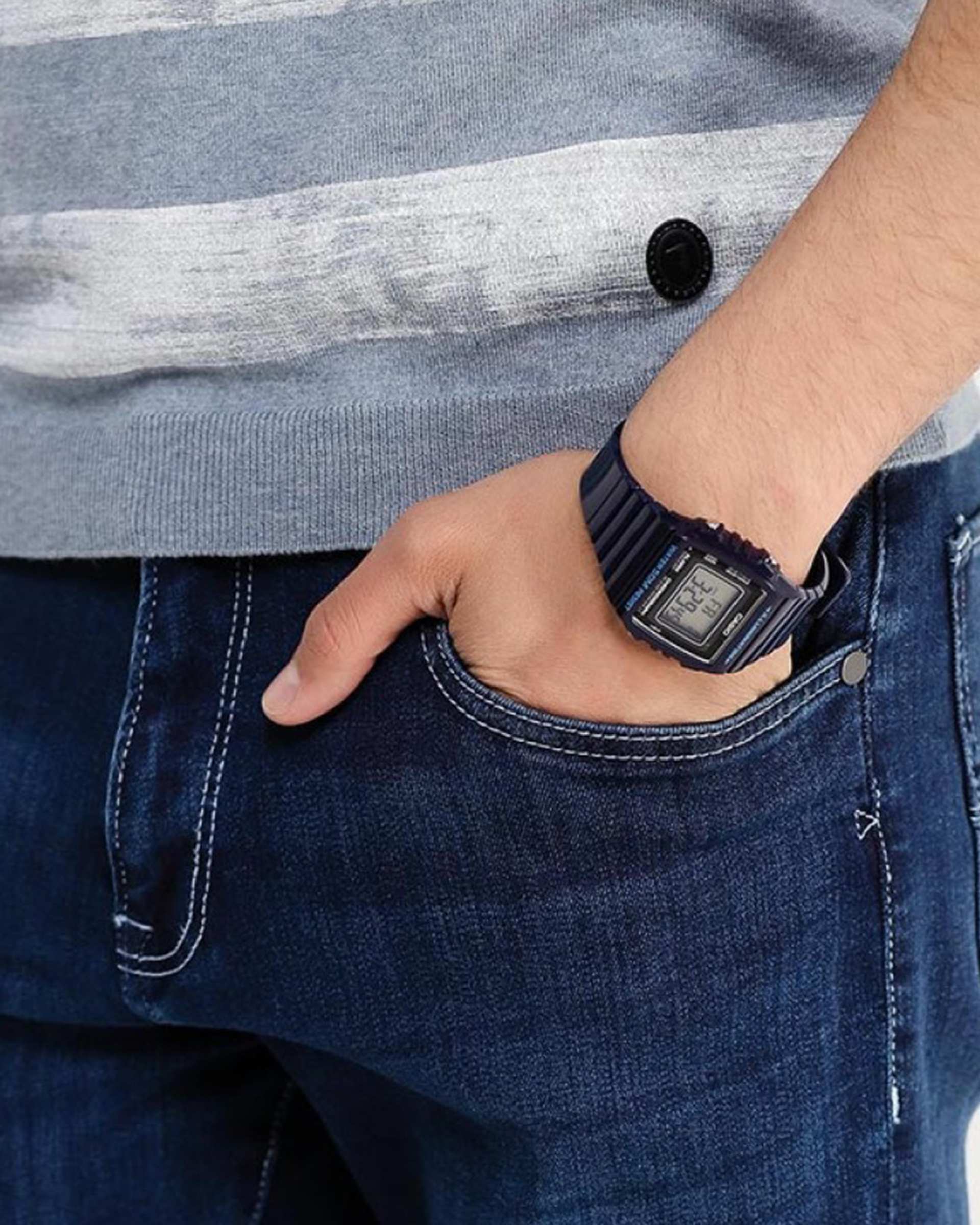 ساعت مچی دیجیتال کاسیو Casio مدل W-215H-1A