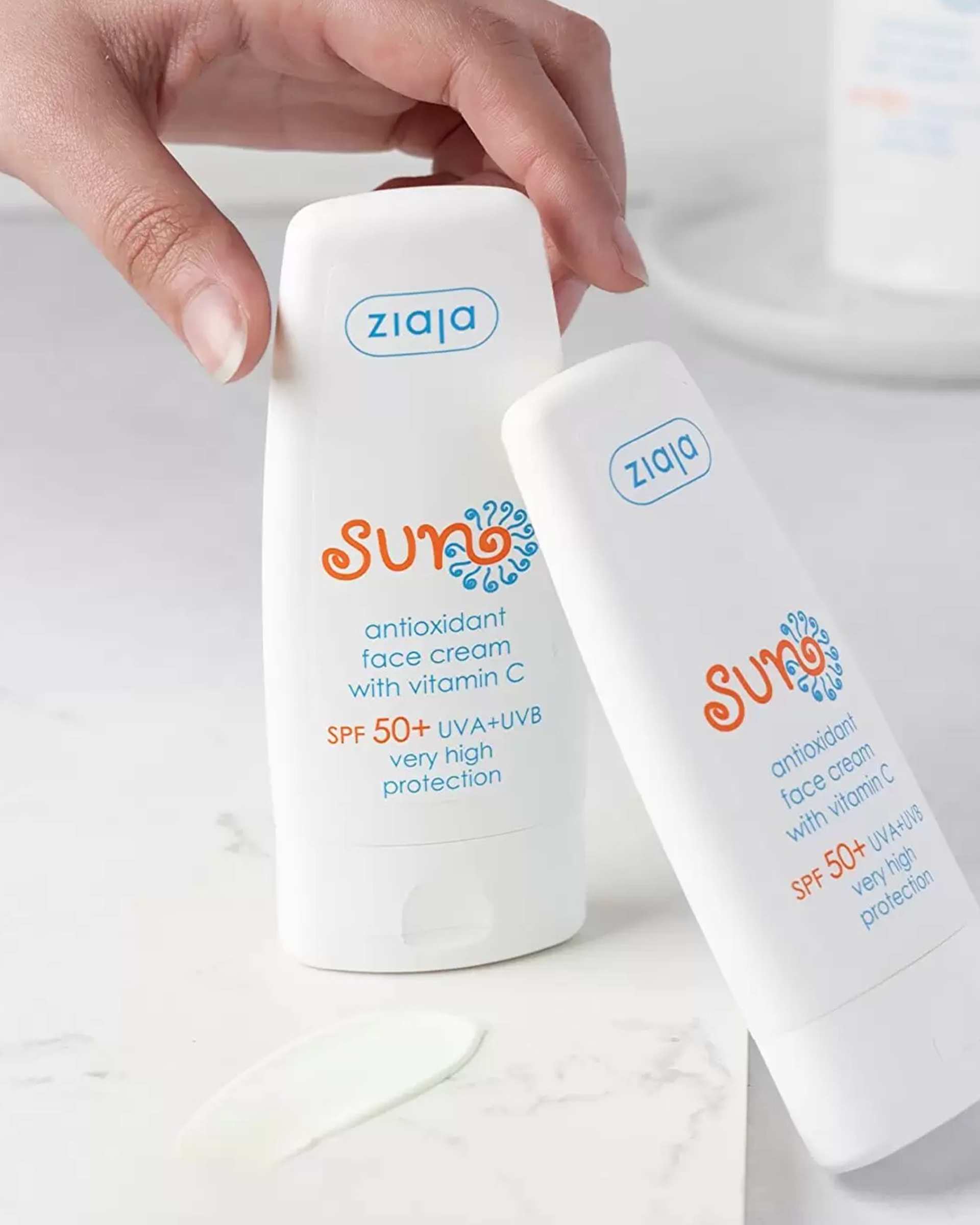 کرم ضد آفتاب ضد لک ویتامنه SPF50 زیاجا Ziaja حجم 50ml
