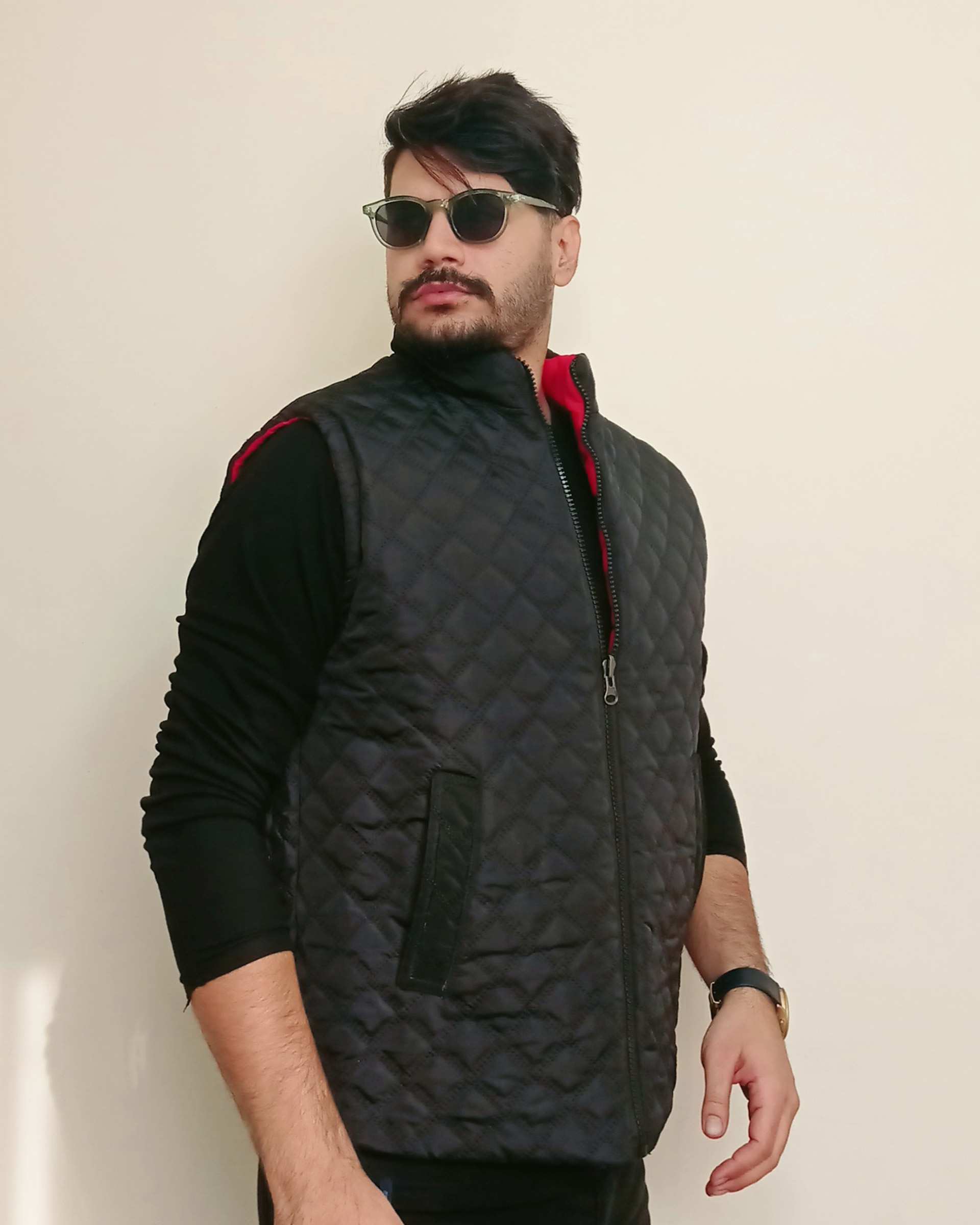 پافر مردانه دو رو ضد آب قرمز مشکی دیورسو Diverso مدل 4295