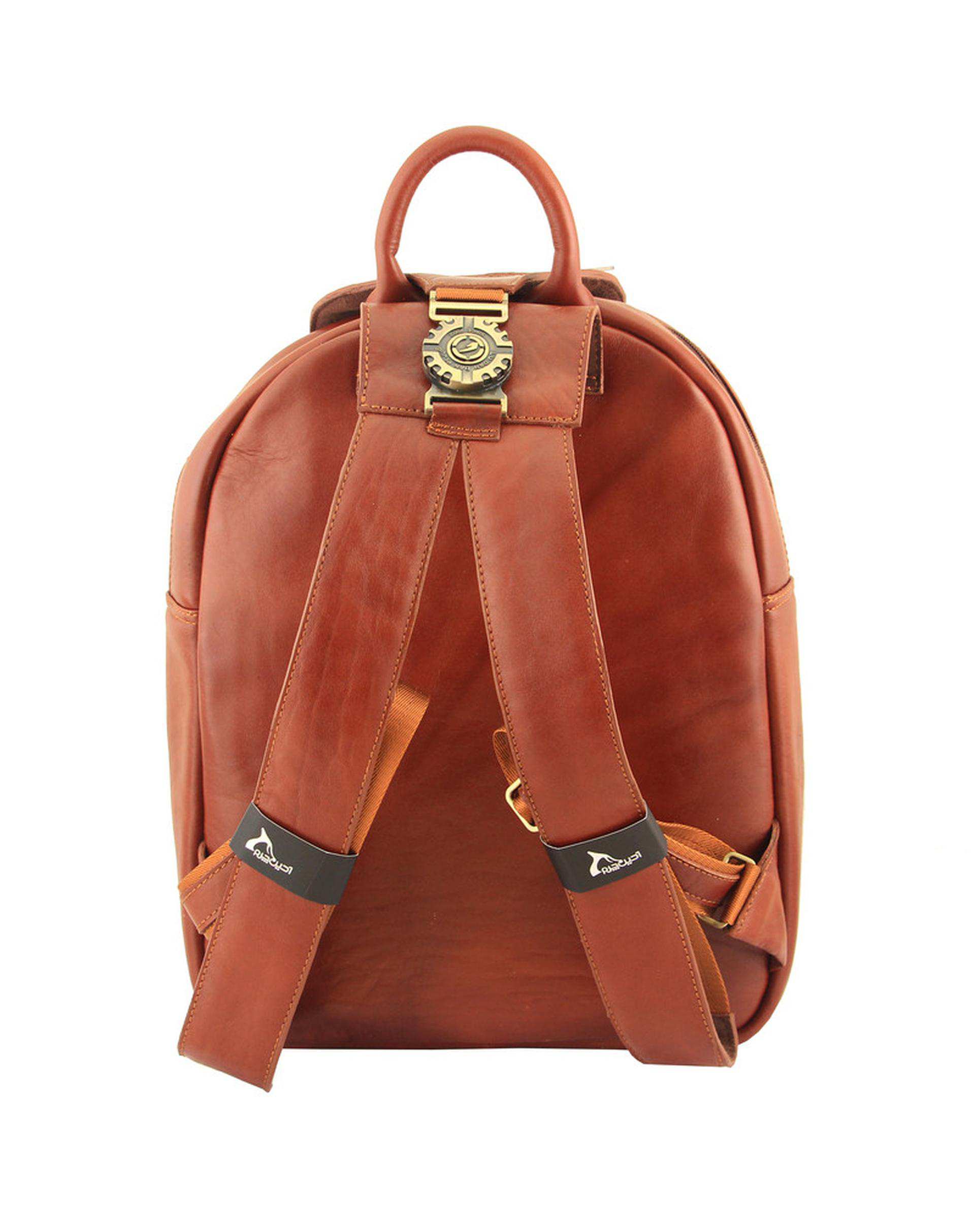 کوله پشتی چرم زنانه عسلی چرم بارز Charm Barez مدل DZ60