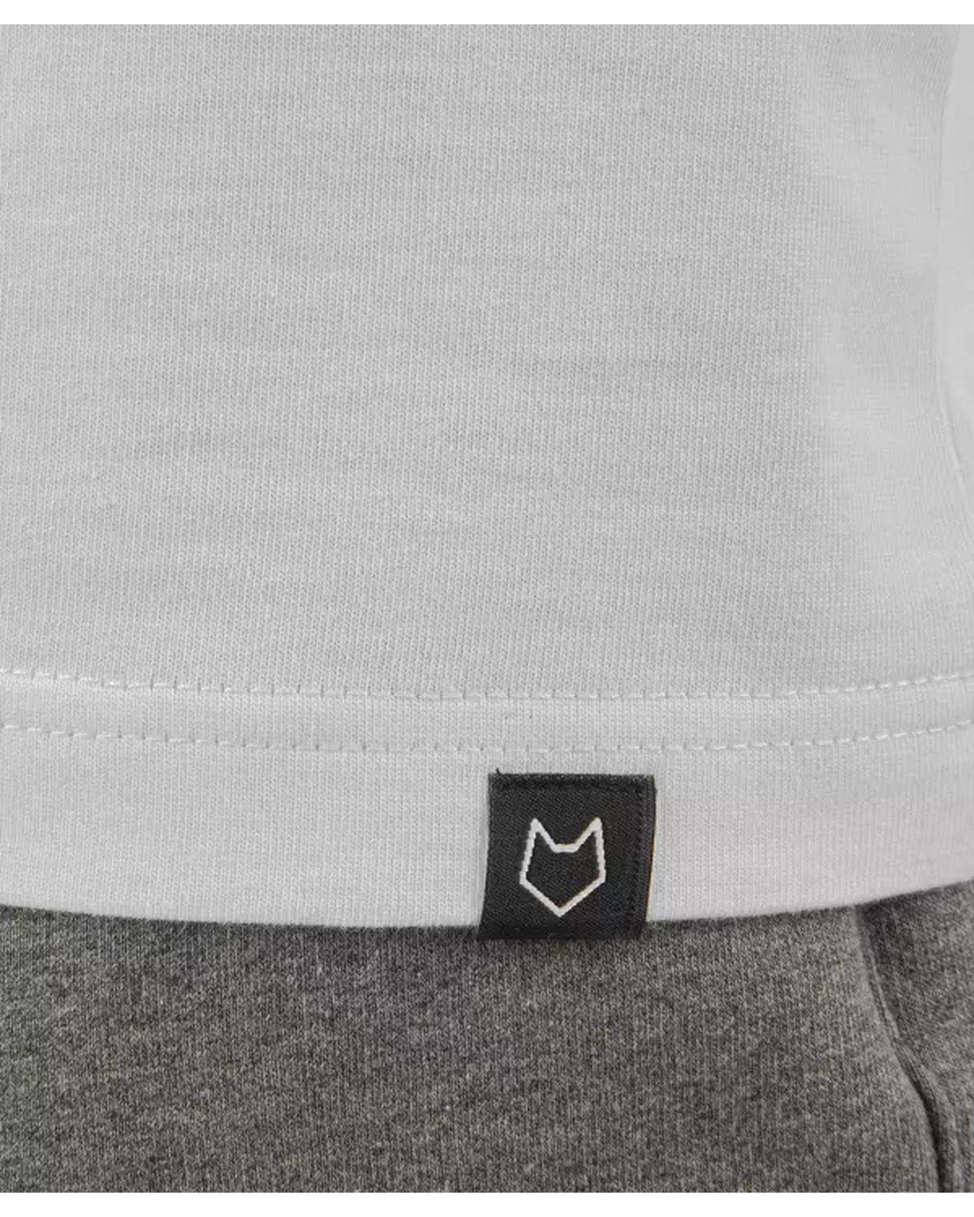 تی شرت مردانه ورزشی سفید مل اند موژ Mel & Moj کد M08483-002