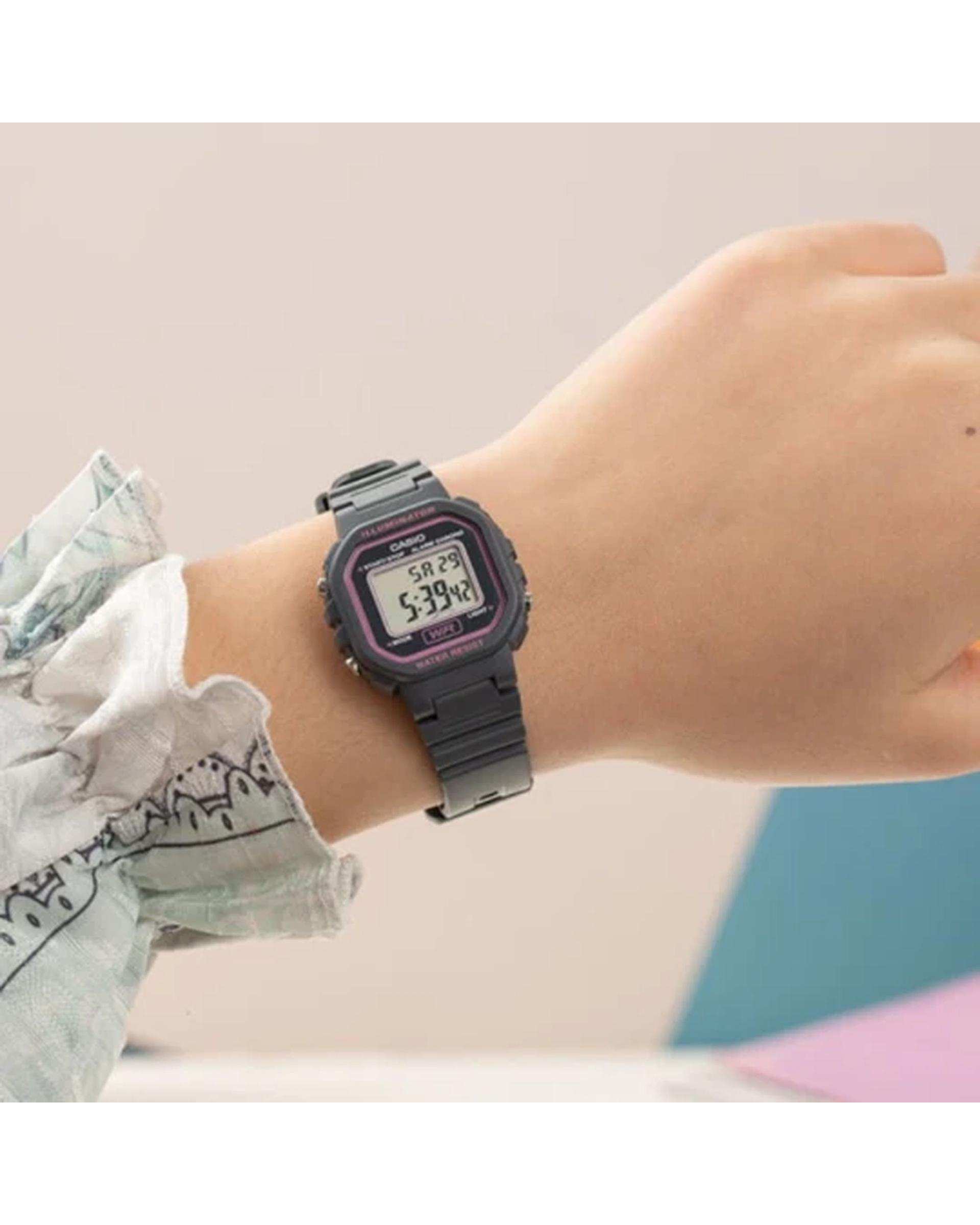 ساعت مچی دیجیتال بچگانه کاسیو Casio مدل LA-20WH-8ADF