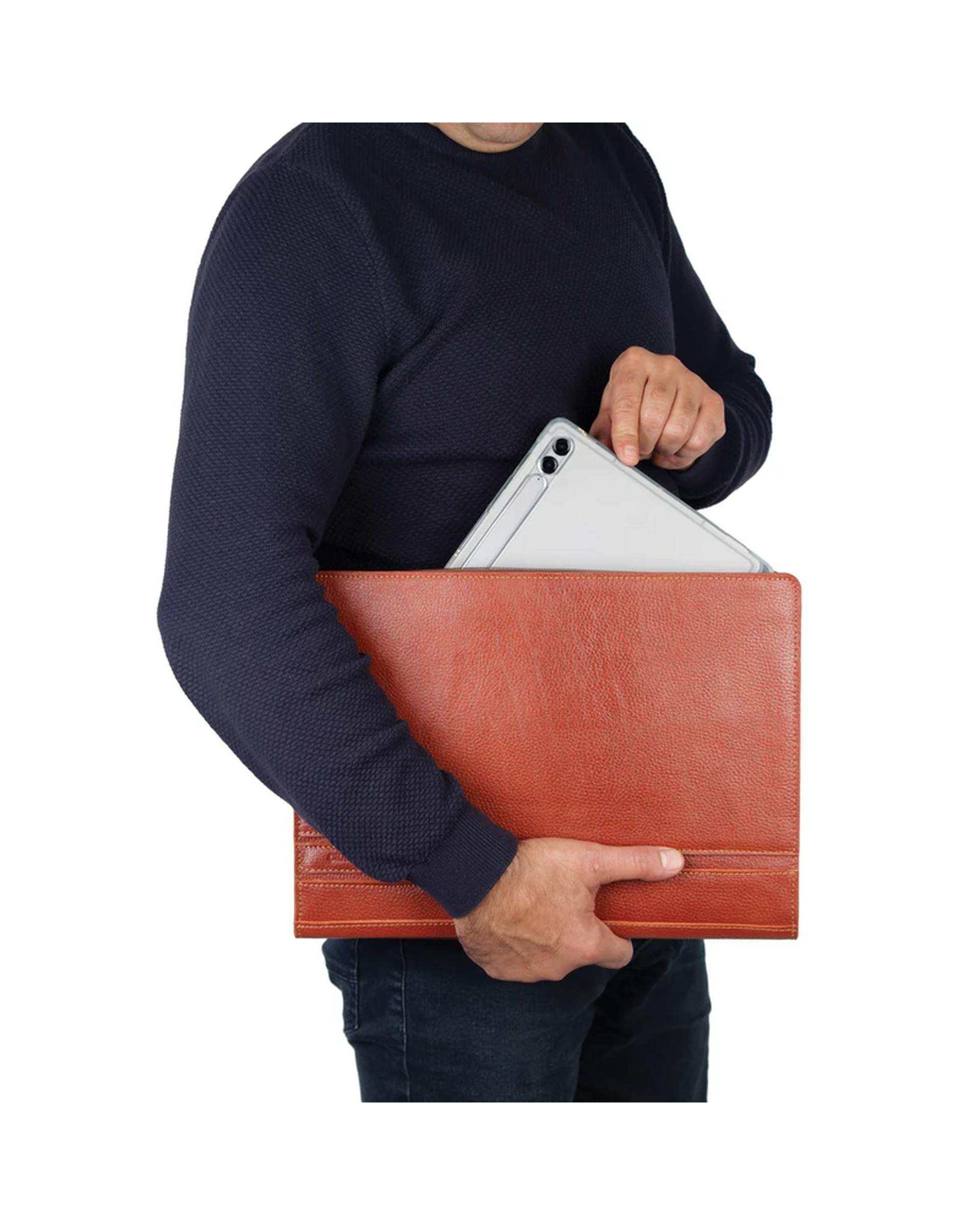 کیف دستی چرم عسلی چرم بارز Charm Barez مدل DF40.1