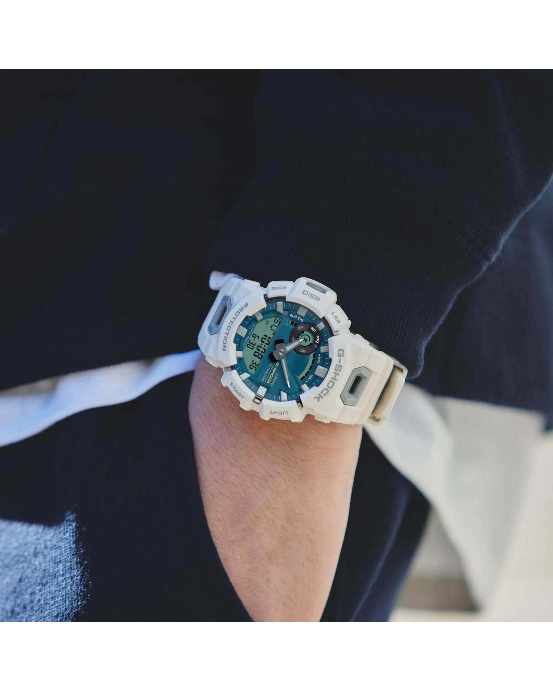 ساعت مچی مردانه عقربه ای و دیجیتال کاسیو Casio G-SHOCK مدل GBA-900CB-7ADR