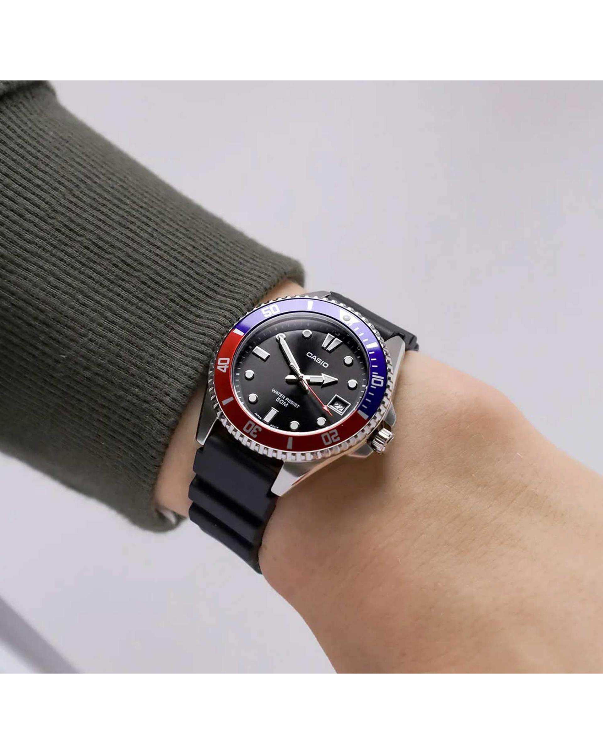 ساعت مچی مردانه عقربه ای کاسیو Casio مدل MDV-10-1A2VDF