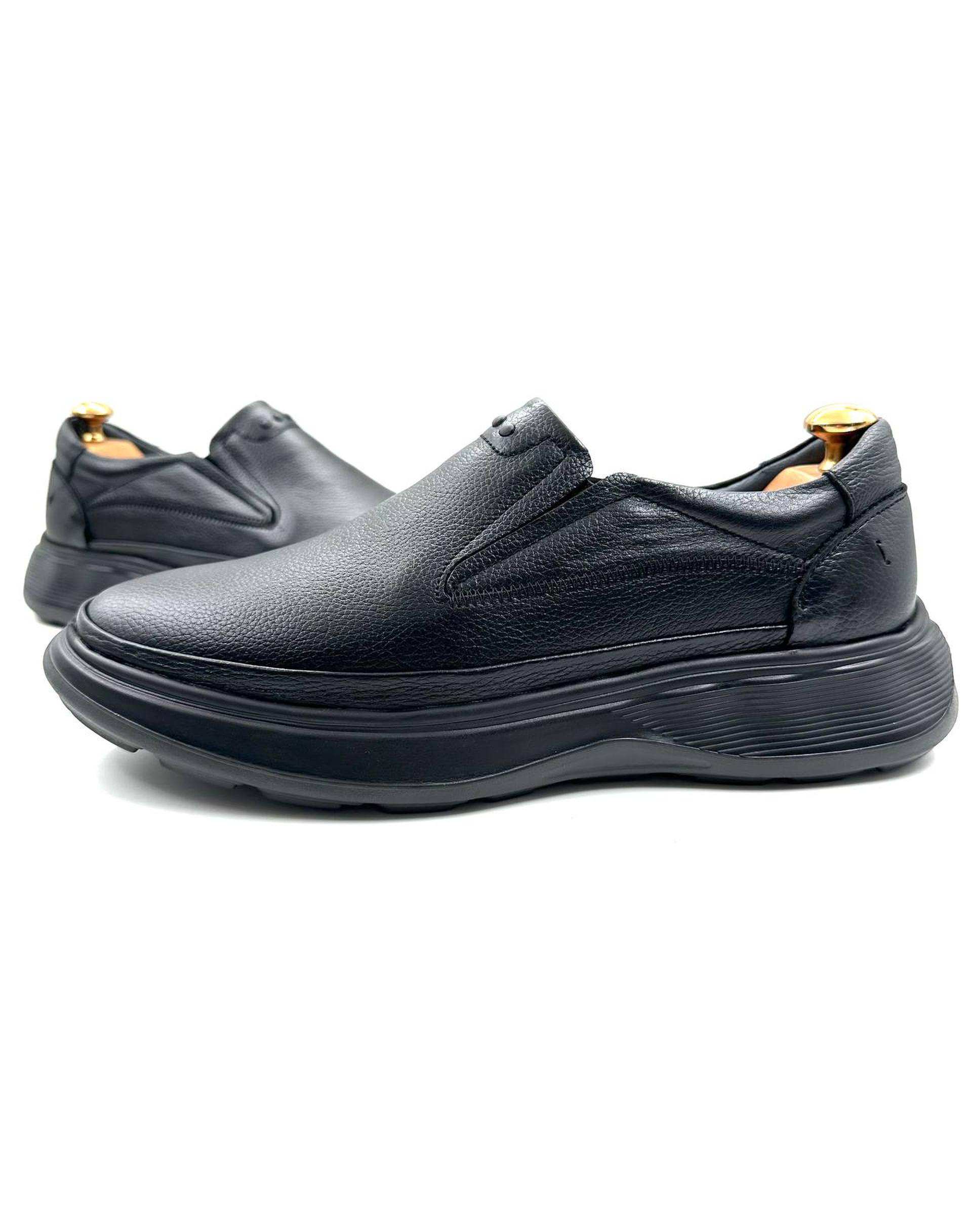 کفش چرم مردانه کژوال راحتی طبی مشکی چرم میخچی Mikhchi Leather مدل H15