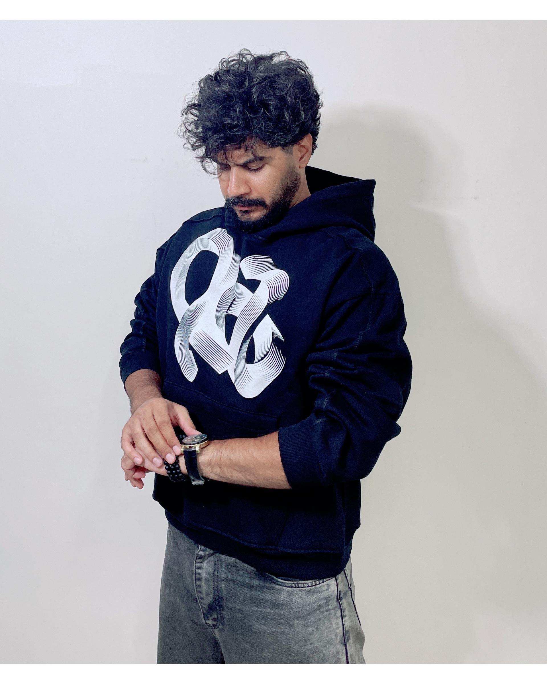 هودی مردانه بیسیک مشکی دیورسو Diverso مدل باکسی کد 4778