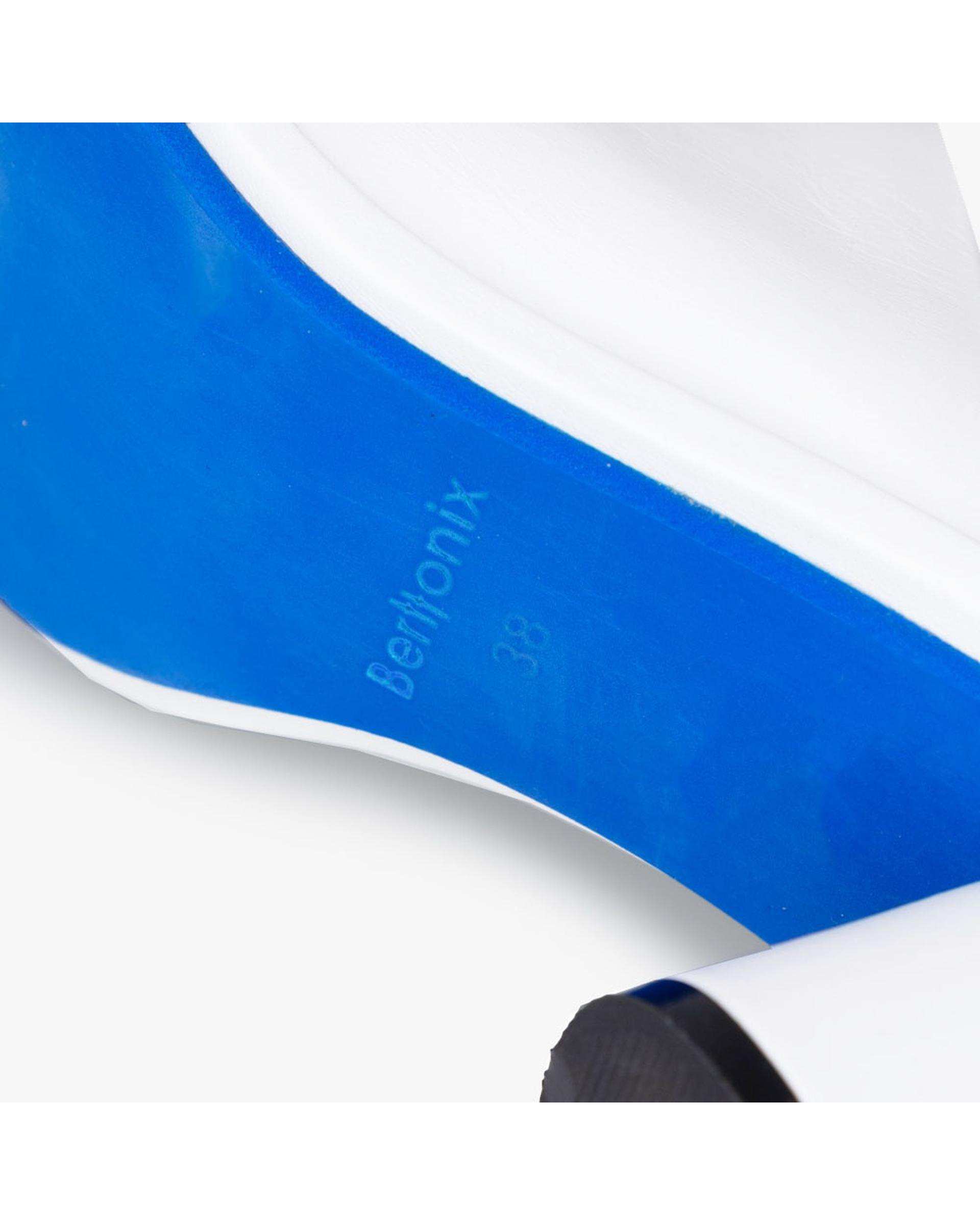 صندل چرم زنانه پاشنه بلند طبی سفید برتونیکس Berttonix کد H-6300