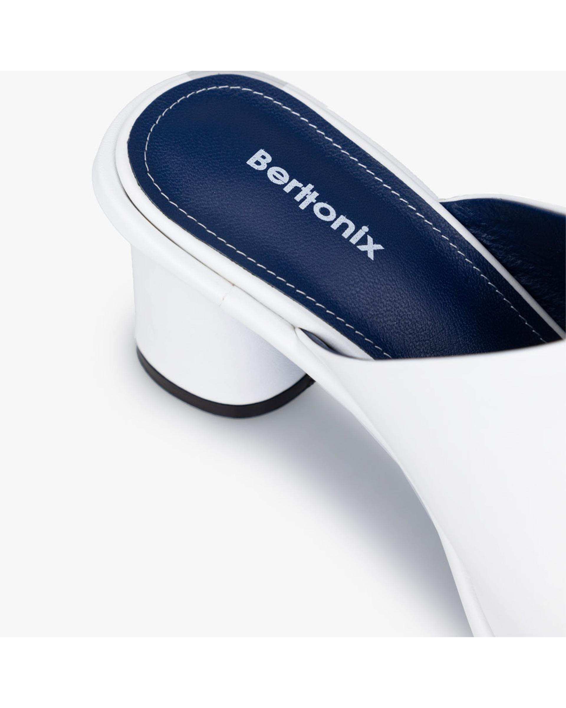 صندل چرم زنانه پاشنه بلند طبی سفید برتونیکس Berttonix کد H-6300