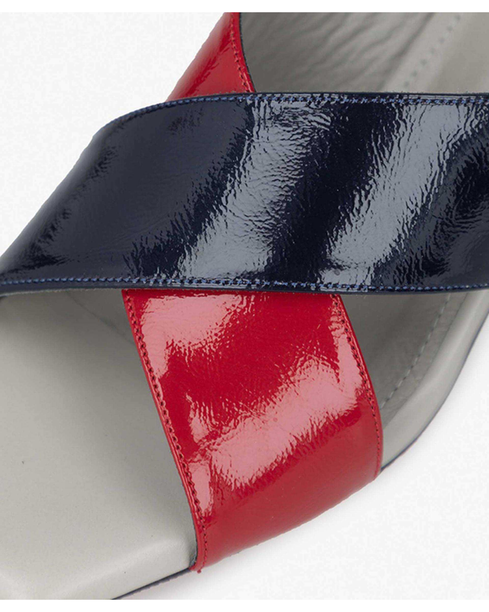 صندل چرم زنانه طبی پاشه بلند برتونیکس Berttonix کد H- 6302