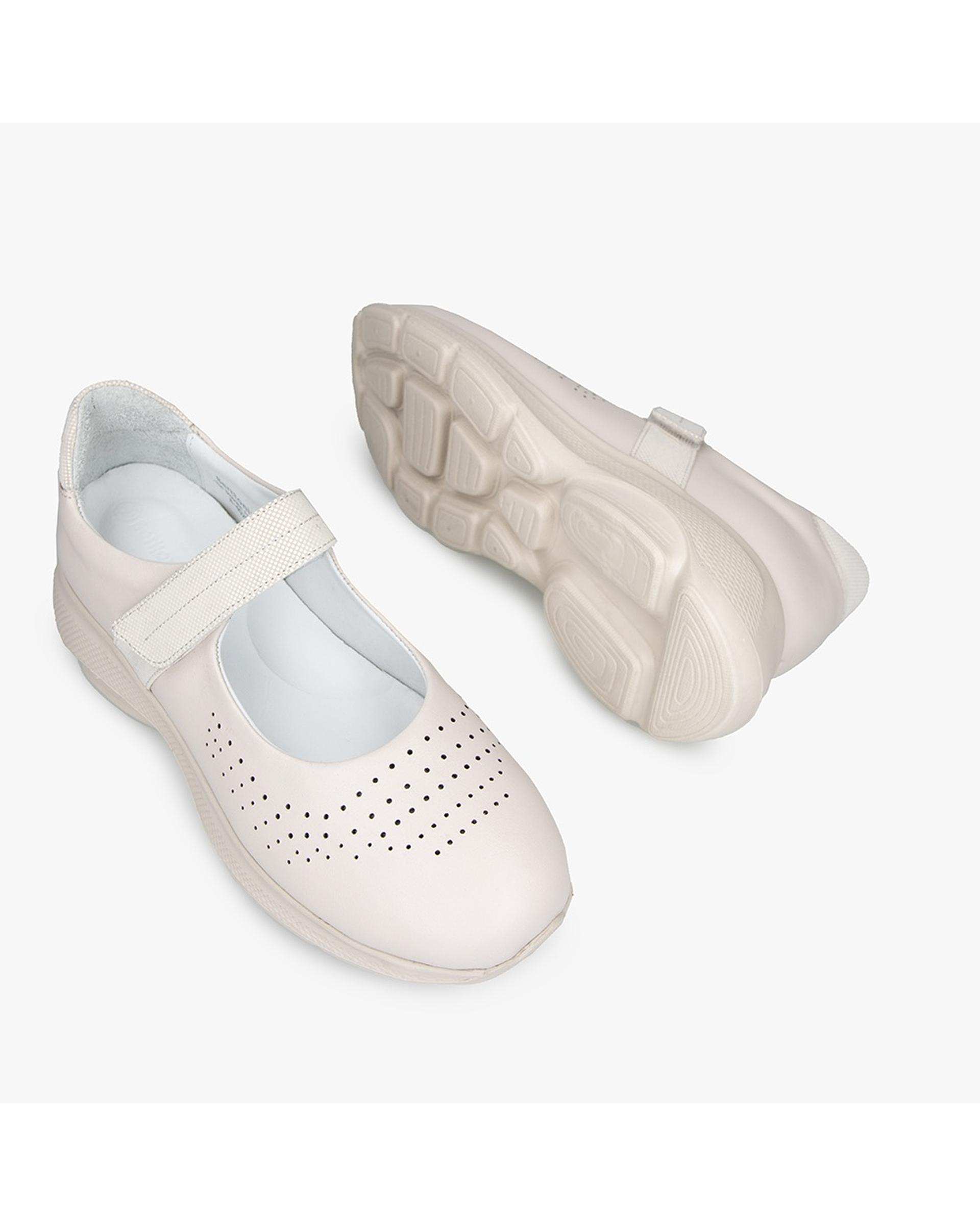 کفش چرم زنانه کژوال طبی کرم برتونیکس Berttonix کد A-4020