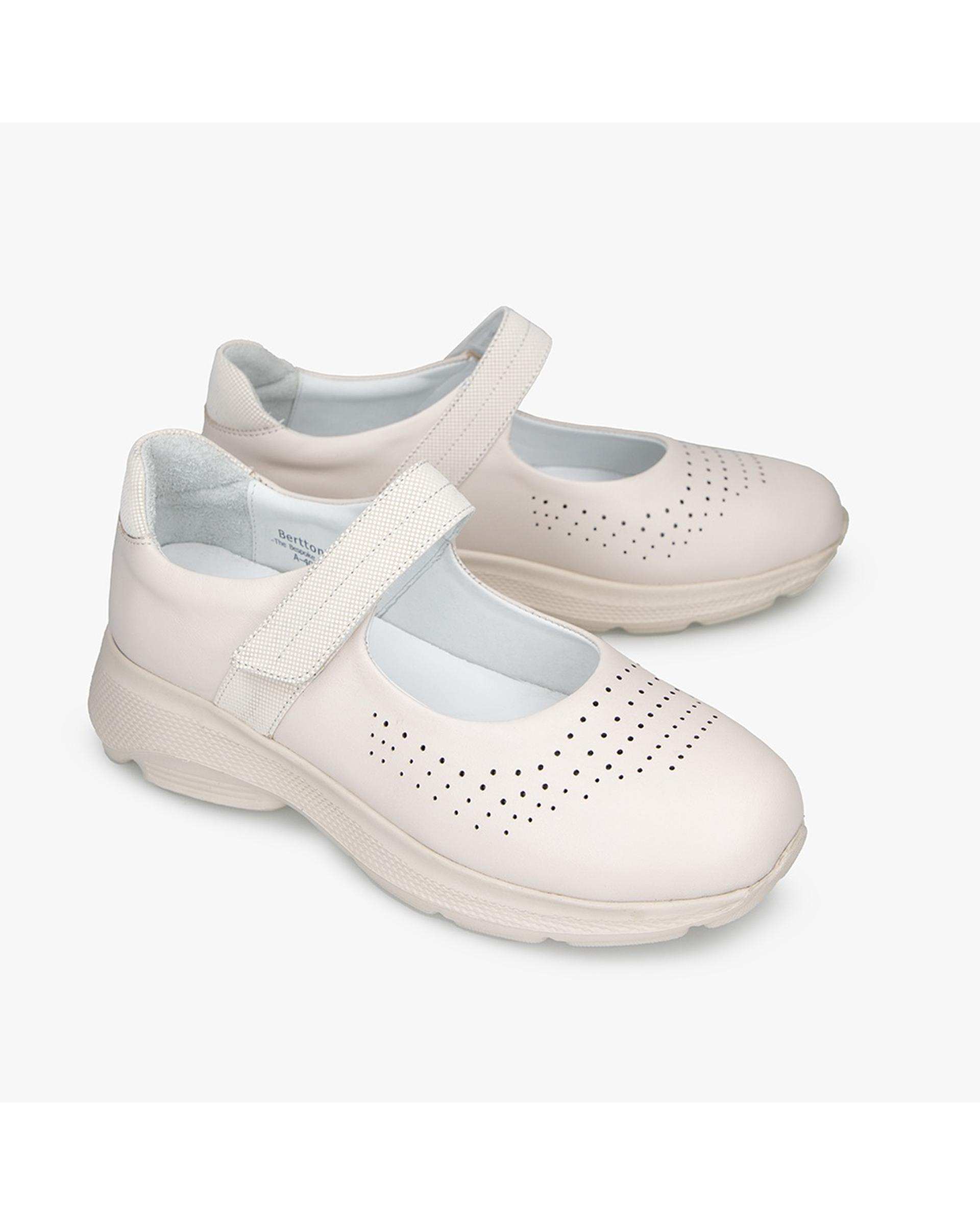 کفش چرم زنانه کژوال طبی کرم برتونیکس Berttonix کد A-4020