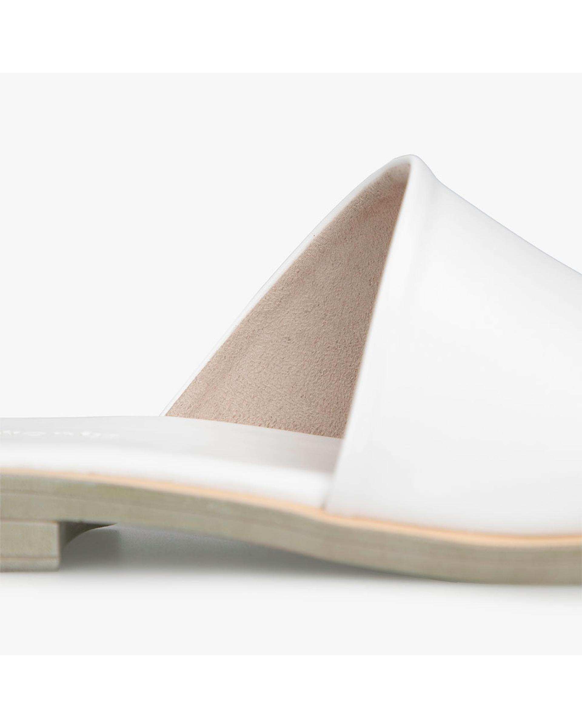 صندل زنانه طبی سفید برتونیکس Berttonix کد GI- 6720