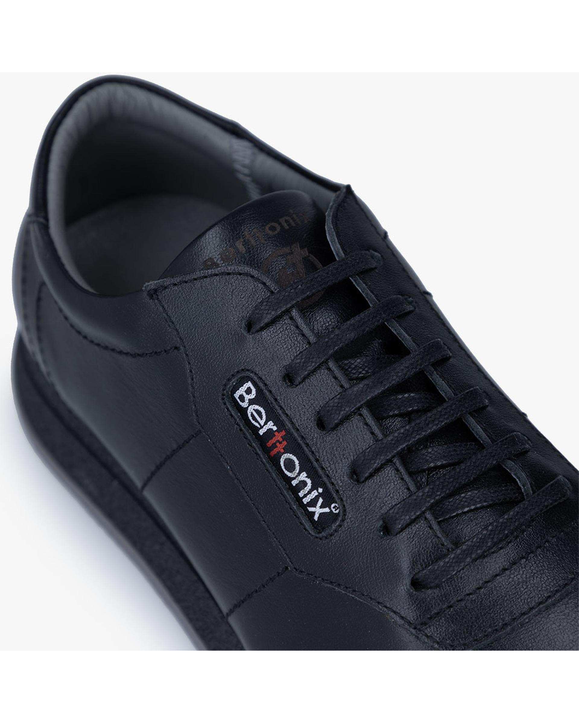 کفش چرم زنانه کژوال طبی مشکی برتونیکس Berttonix کد B 730