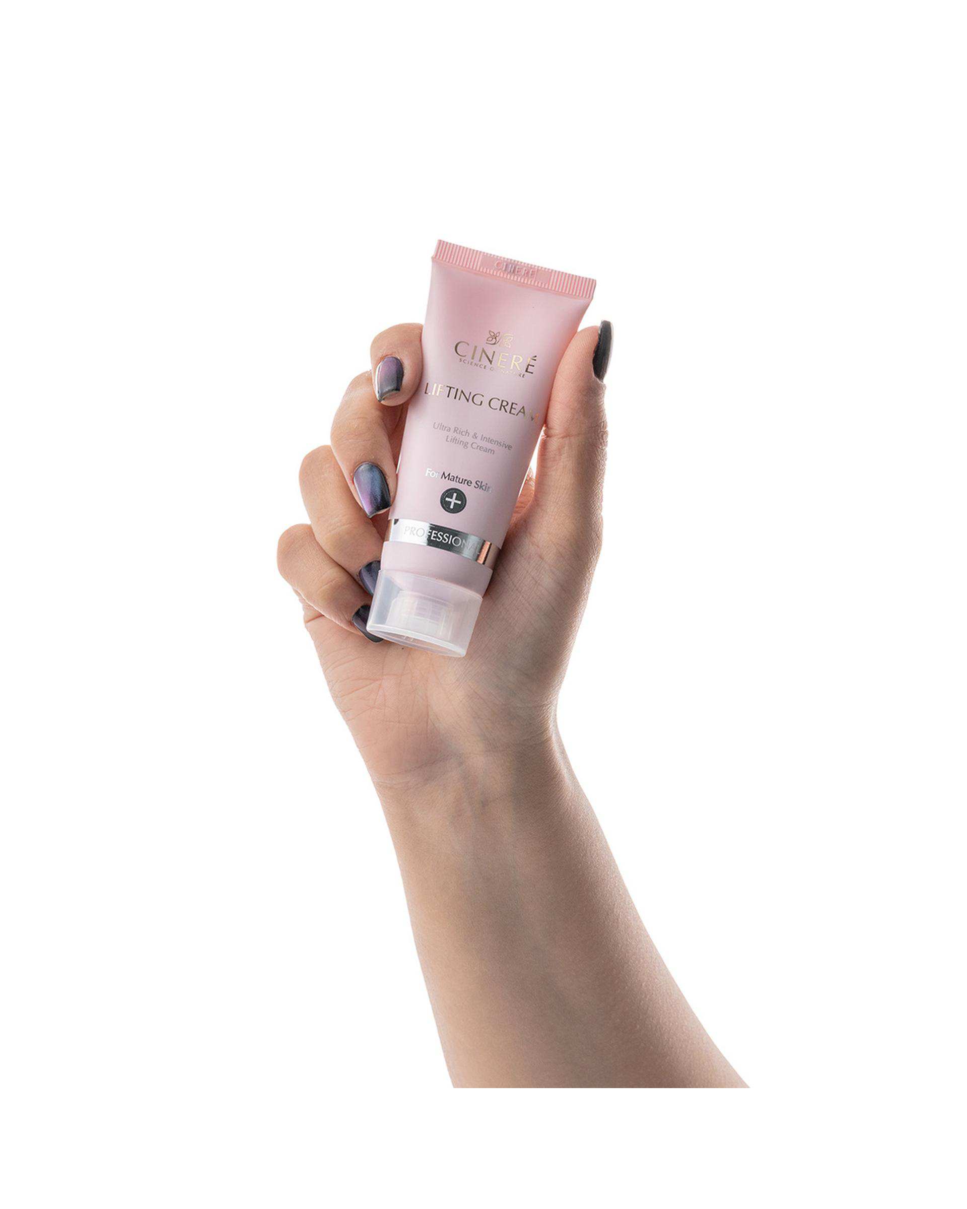 کرم سفت کننده صورت سینره Cinere مدل Ultra Rich مناسب افراد بالای 40 سال حجم 40ml